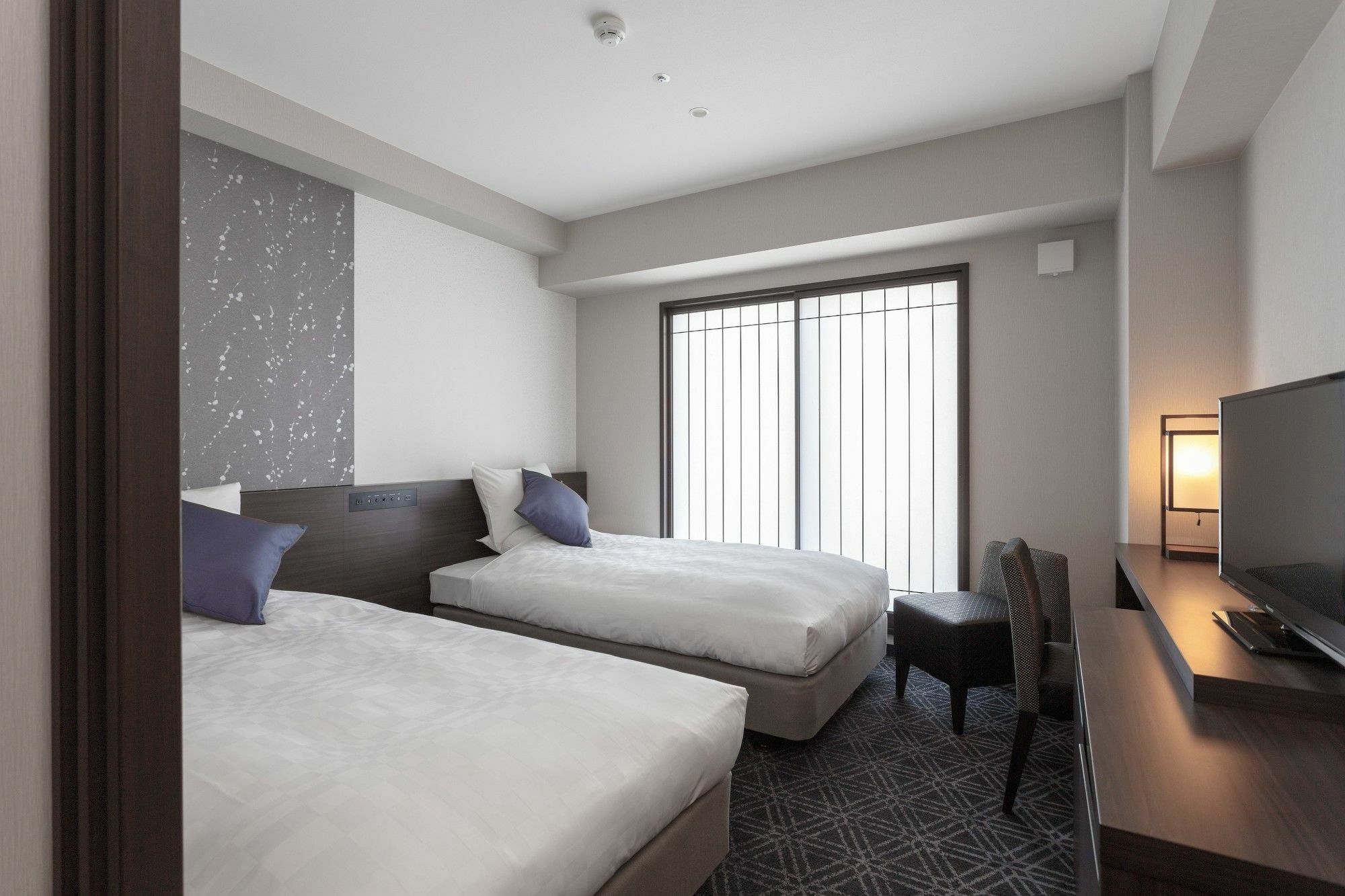 View Honmachi Hotel 4*