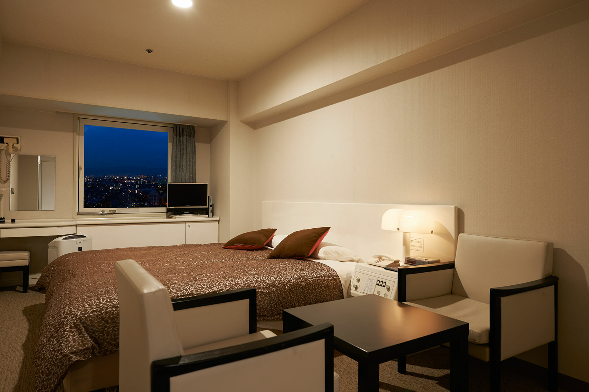 Plaza Hotel 4*