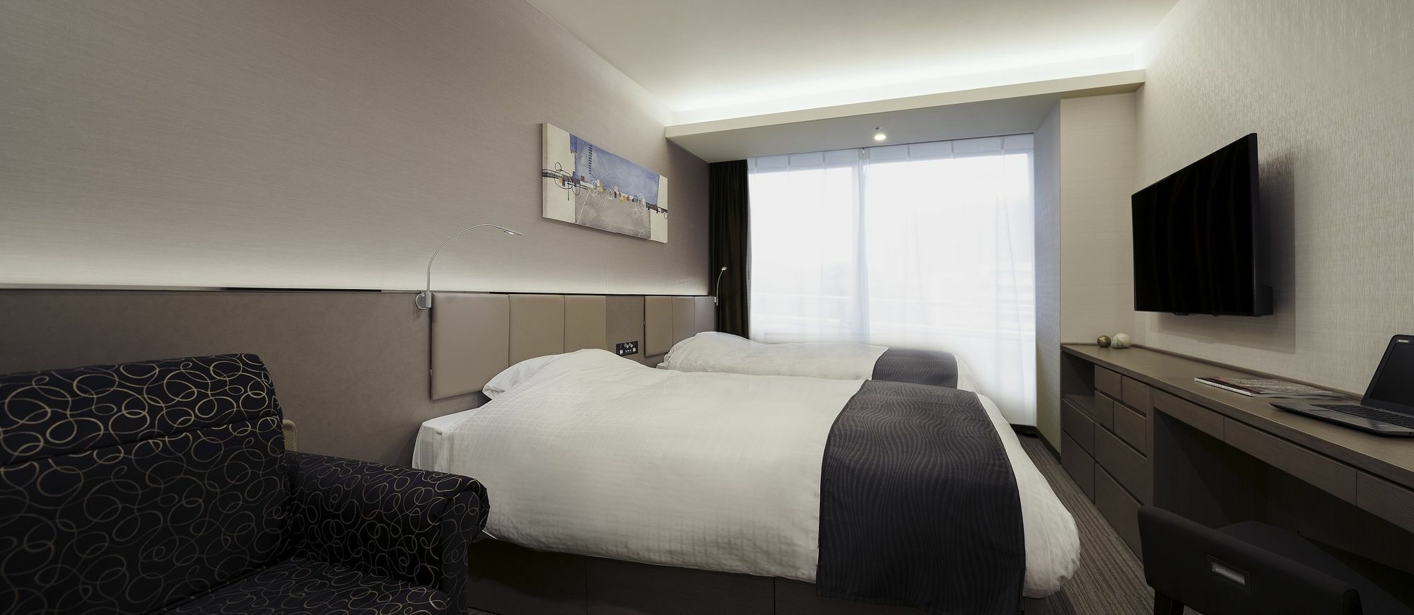 Hotel & Shin By Ihg 4*