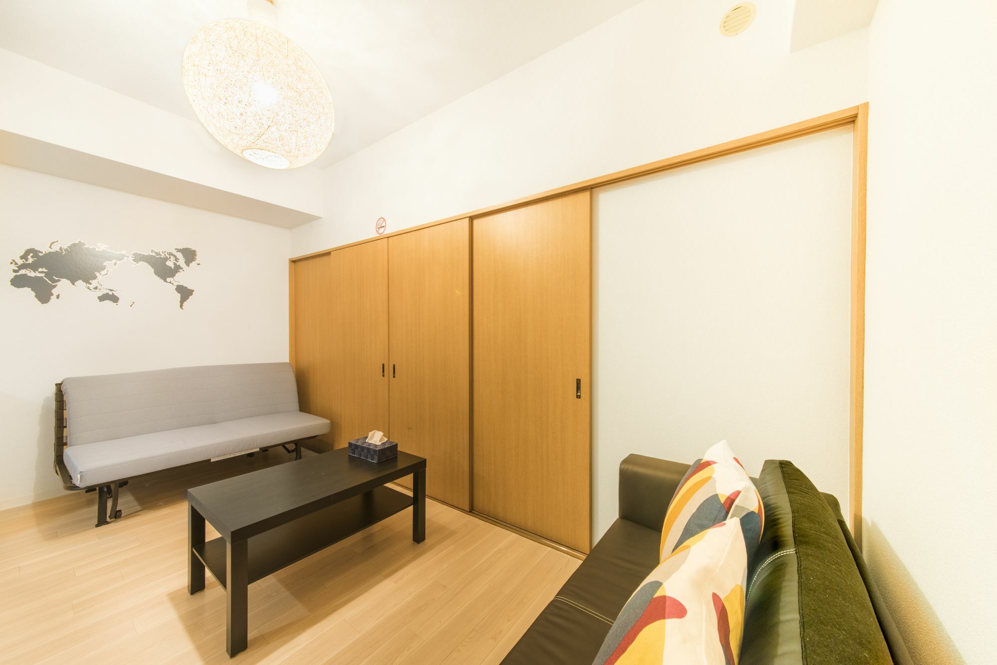 Grande Famille Shimanouchi Dotonbori Apartment *