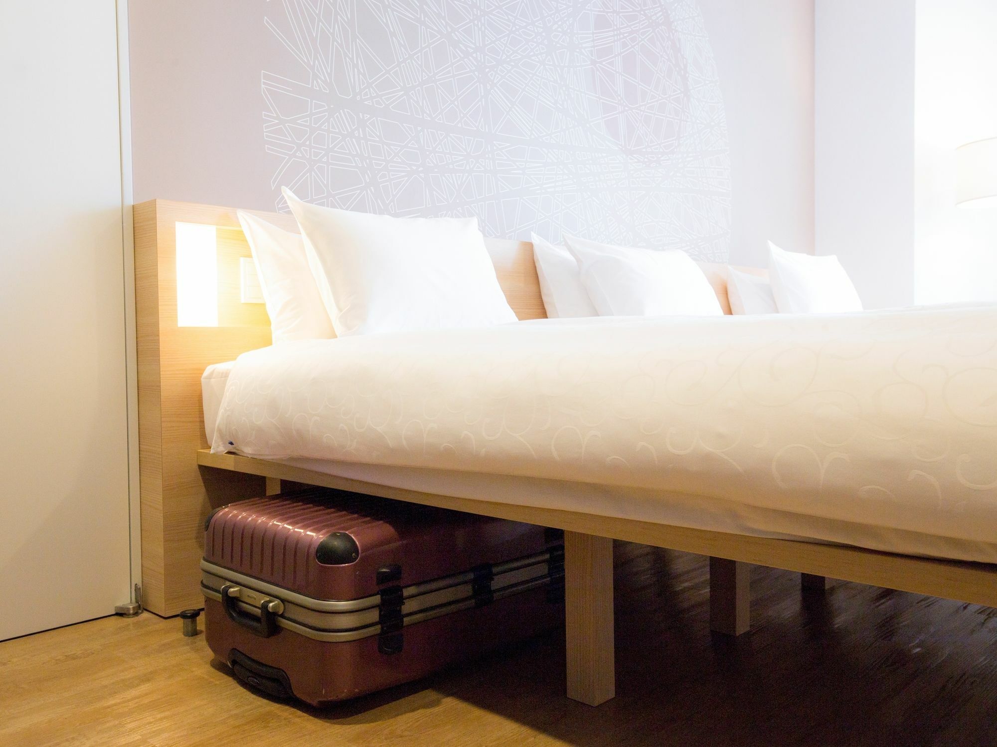 Karaksa Shinsaibashi I Economy hotel 4*