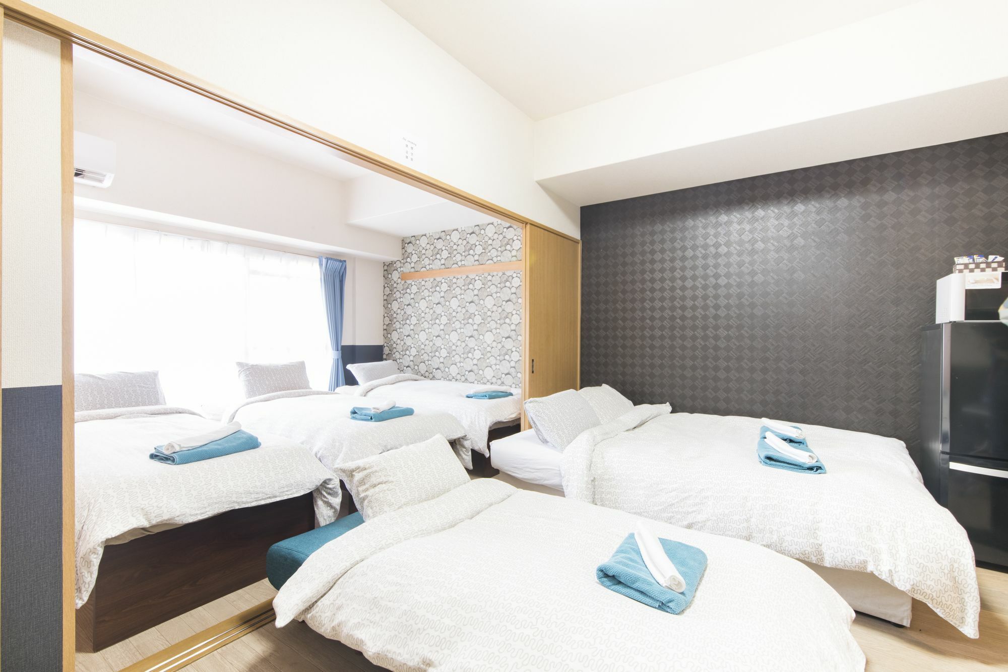 Grande Famille Shimanouchi Dotonbori Apartment *