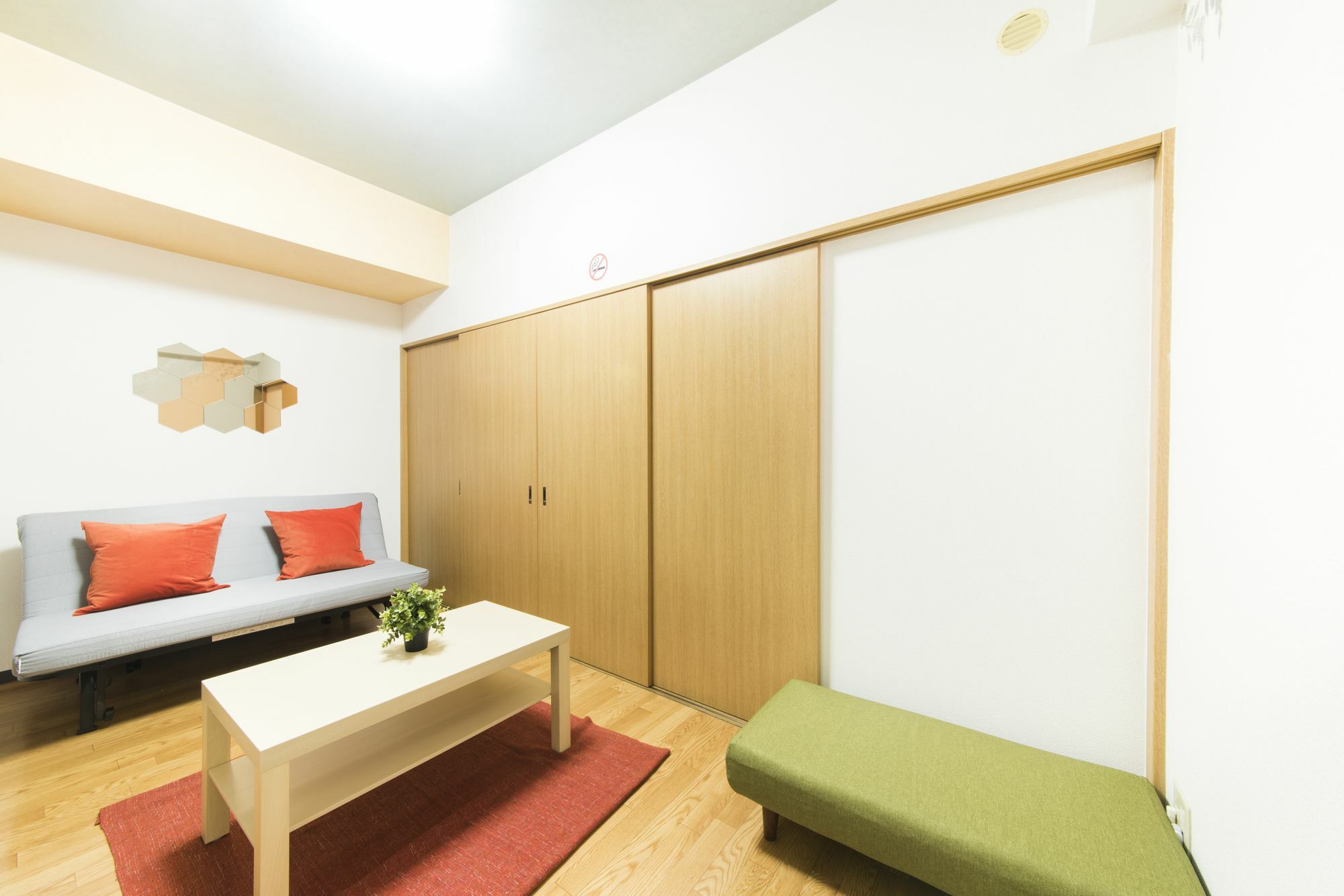 Grande Famille Shimanouchi Dotonbori Apartment *