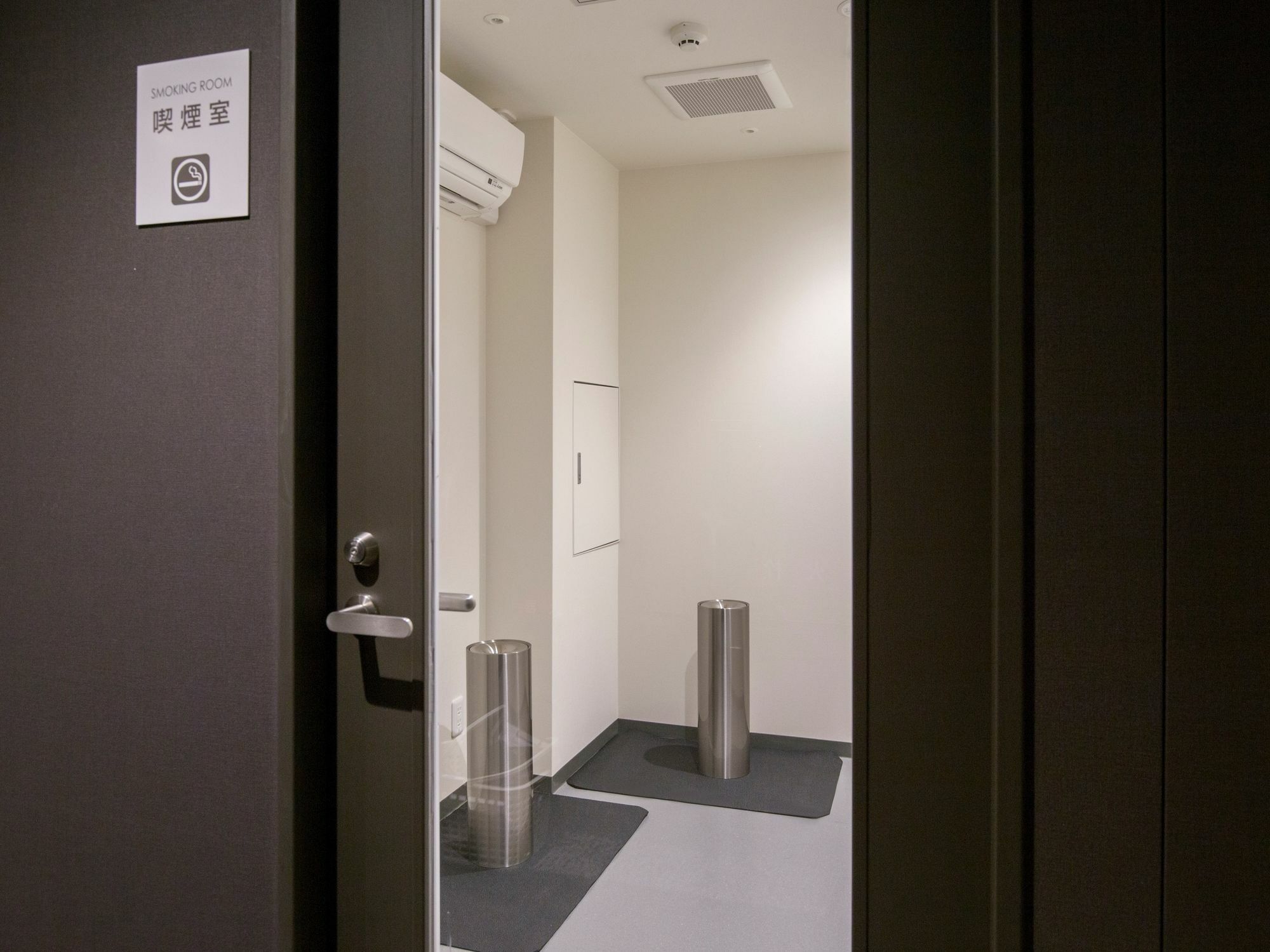 Economy hotel Karaksa Shinsaibashi I