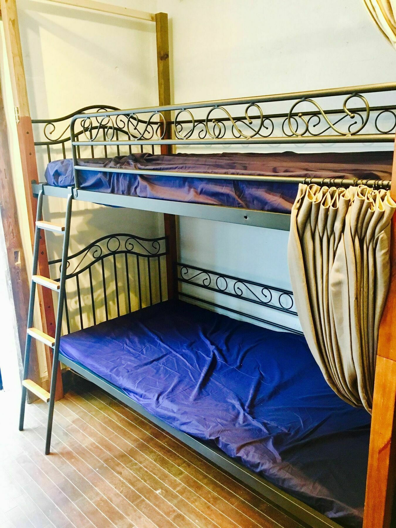 Guest house Casa Ambrosia 2*