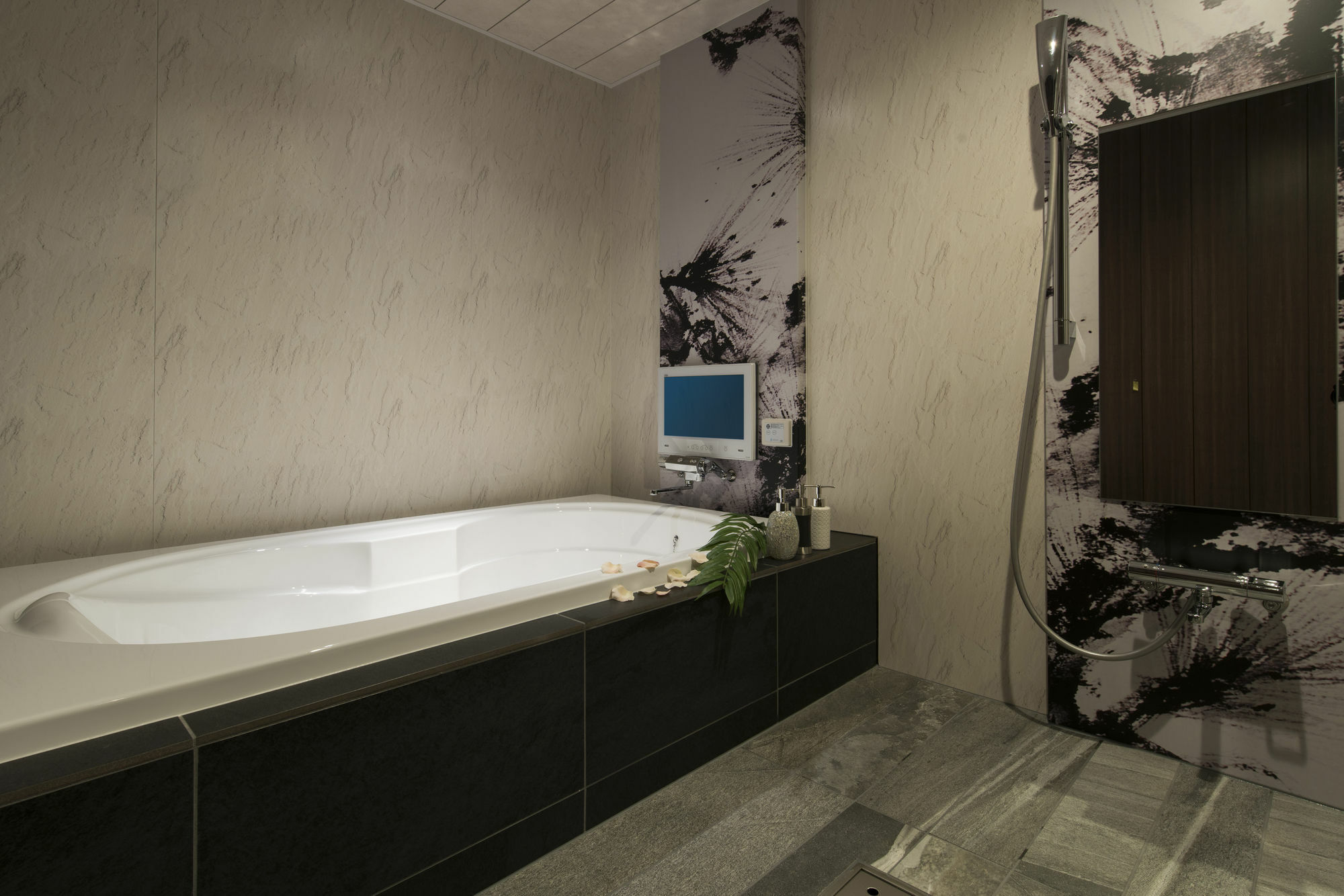 Love hotel Zen (adults Only)