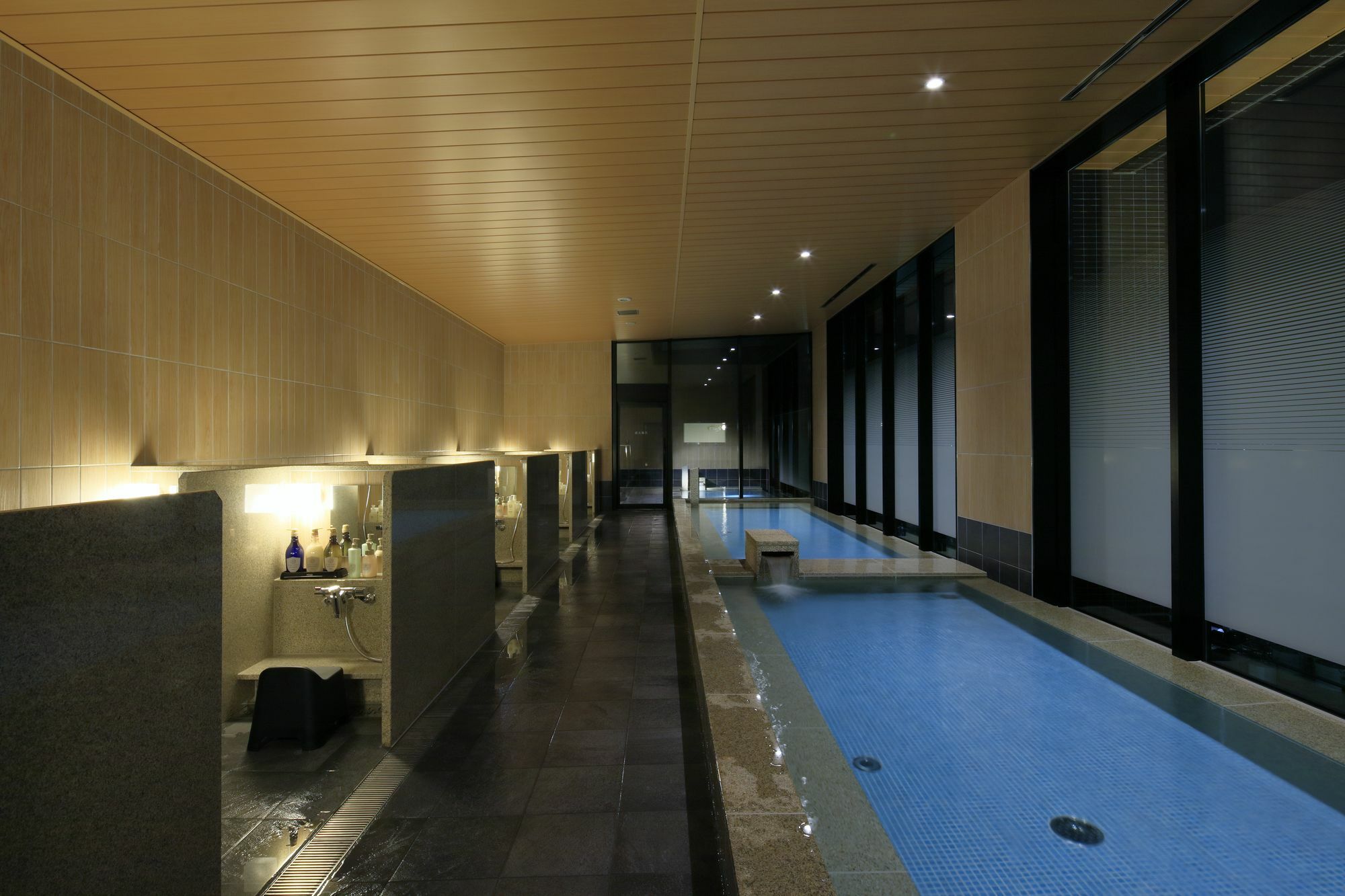 The Singulari & Skyspa At Universal Japan 4*