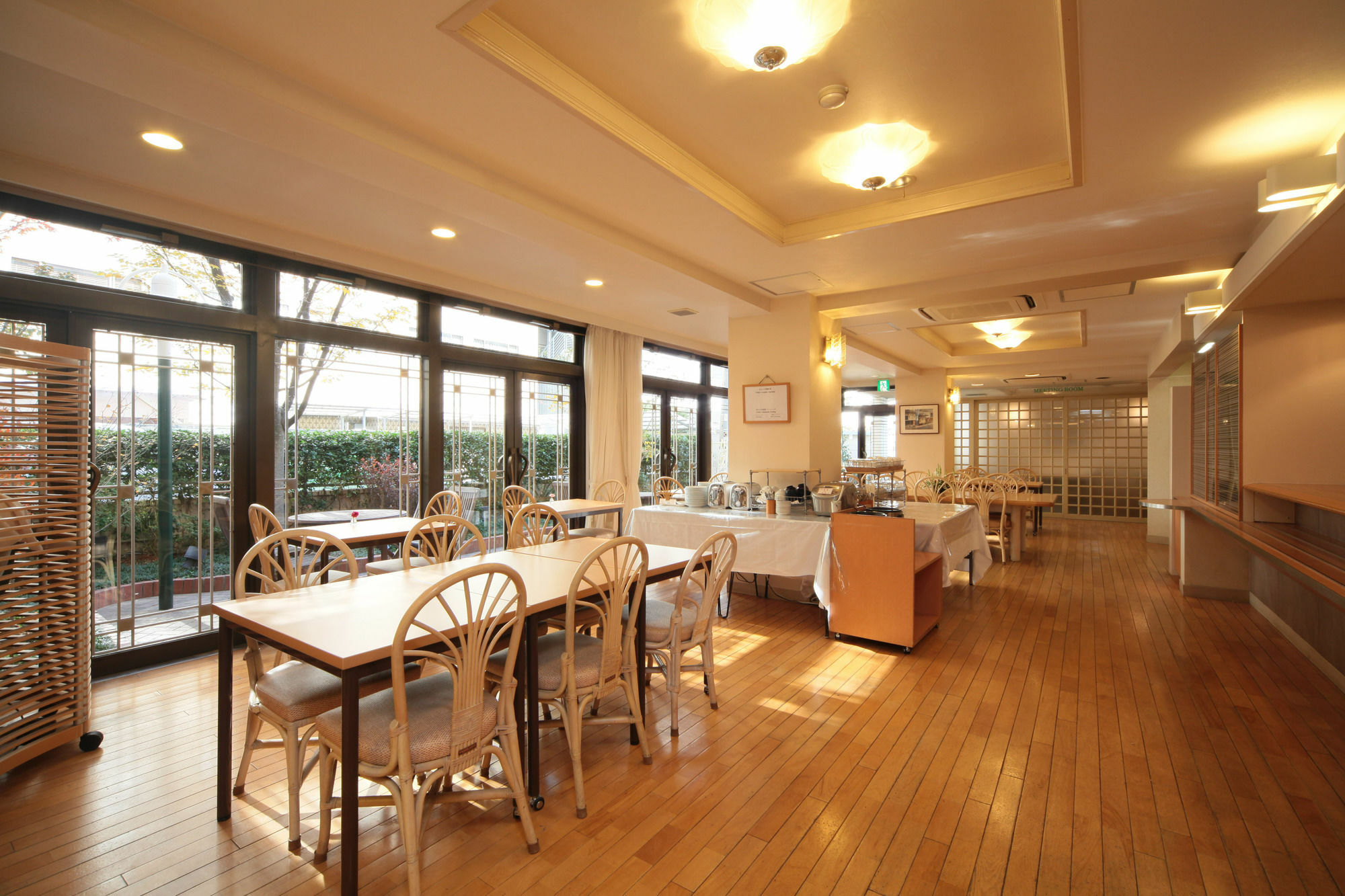 Shin-osaka Station 4*