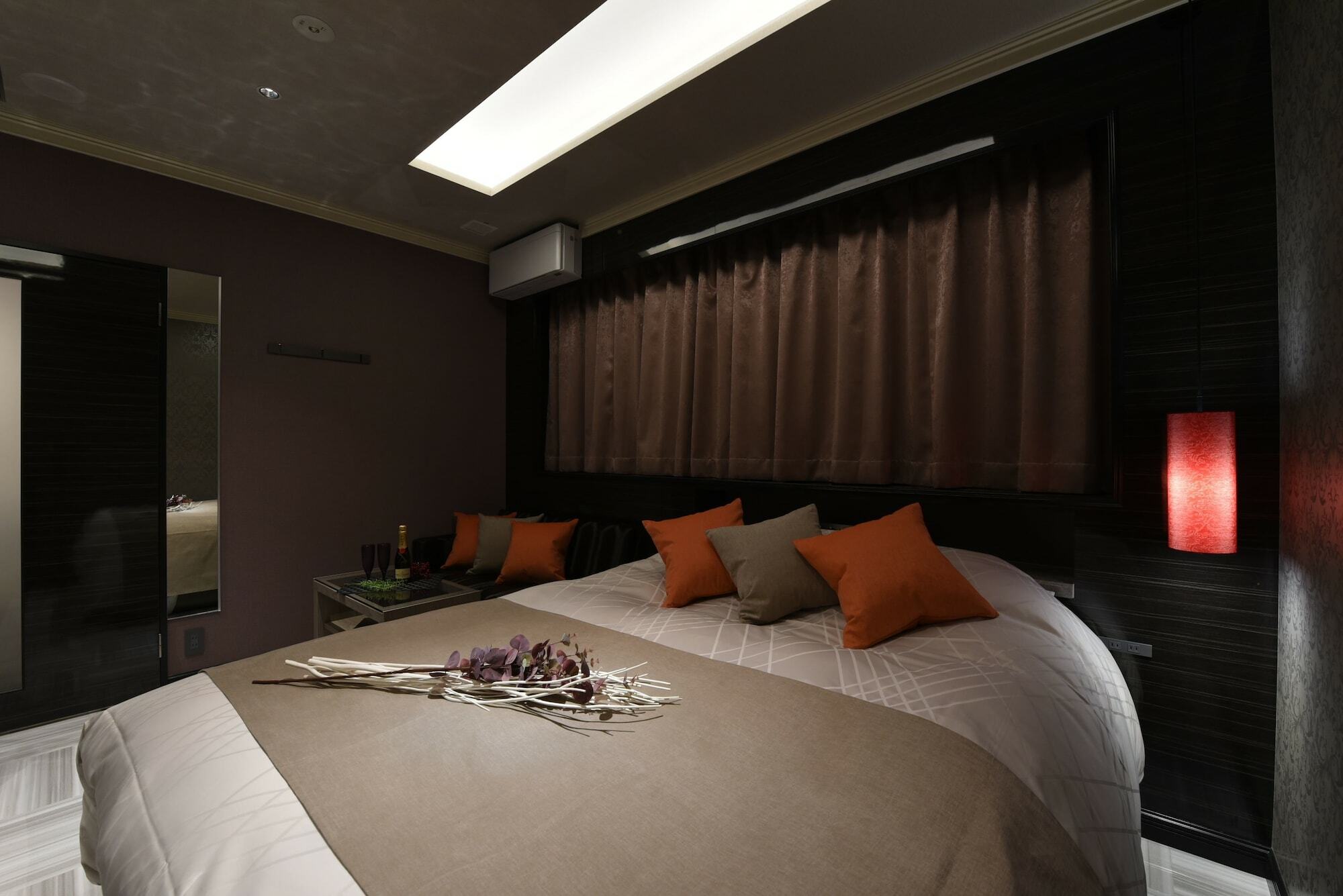 Zen Sennichimae (adults Only) Love hotel