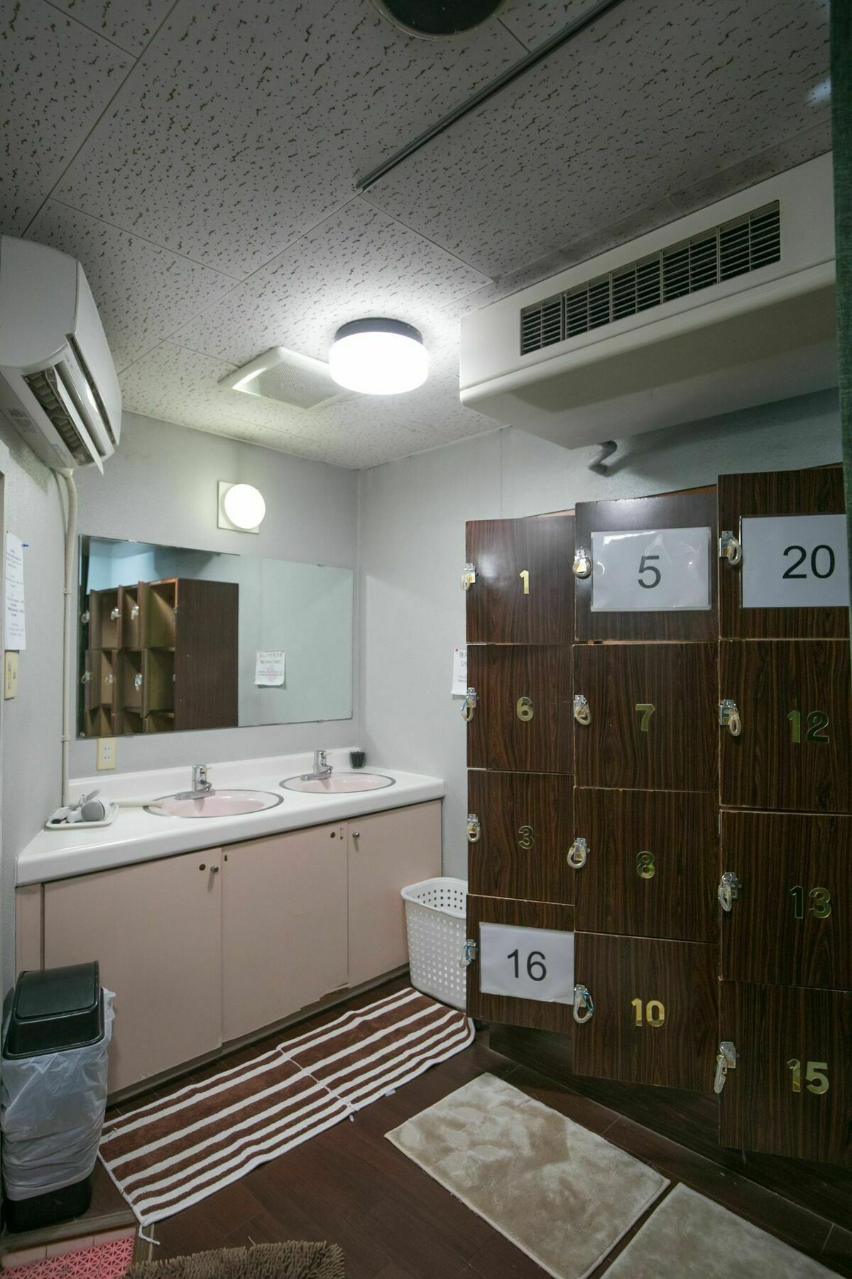 Mikado Hostel Osaka