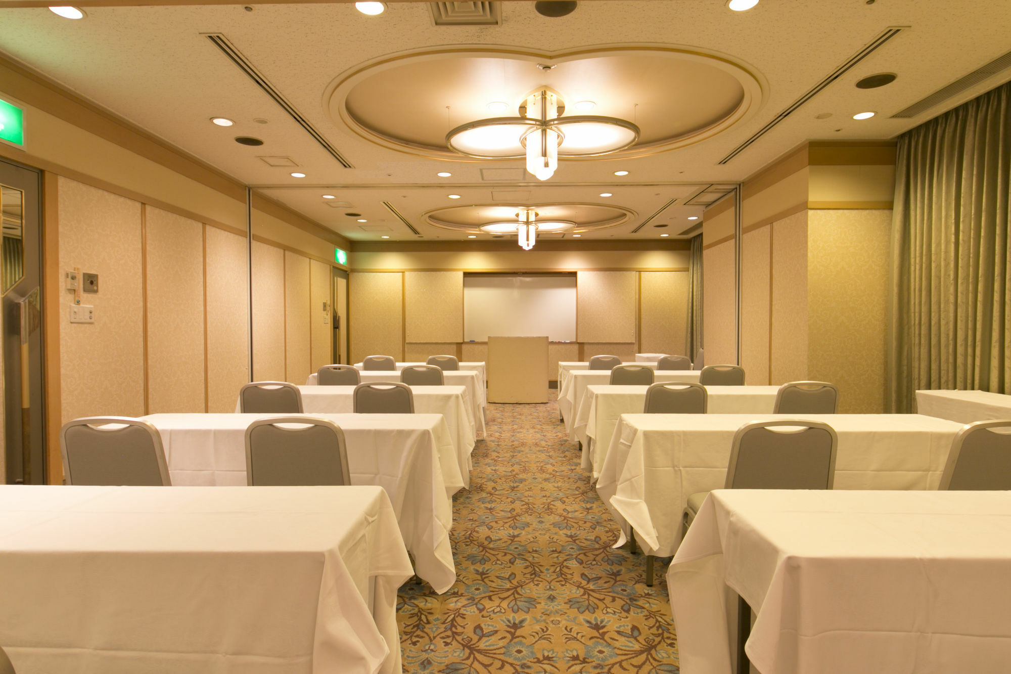Hotel Shin Washington Plaza 3*