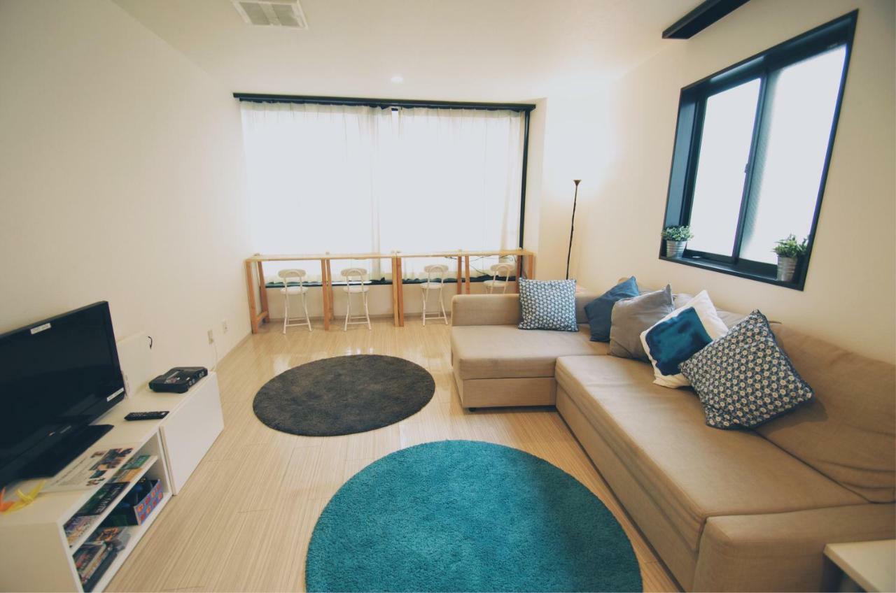 Ark Hostel *