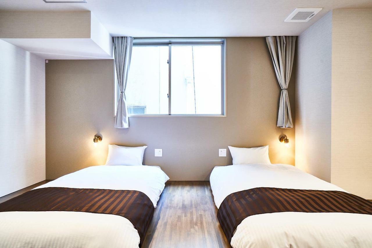 &and Hommachi East Hostel