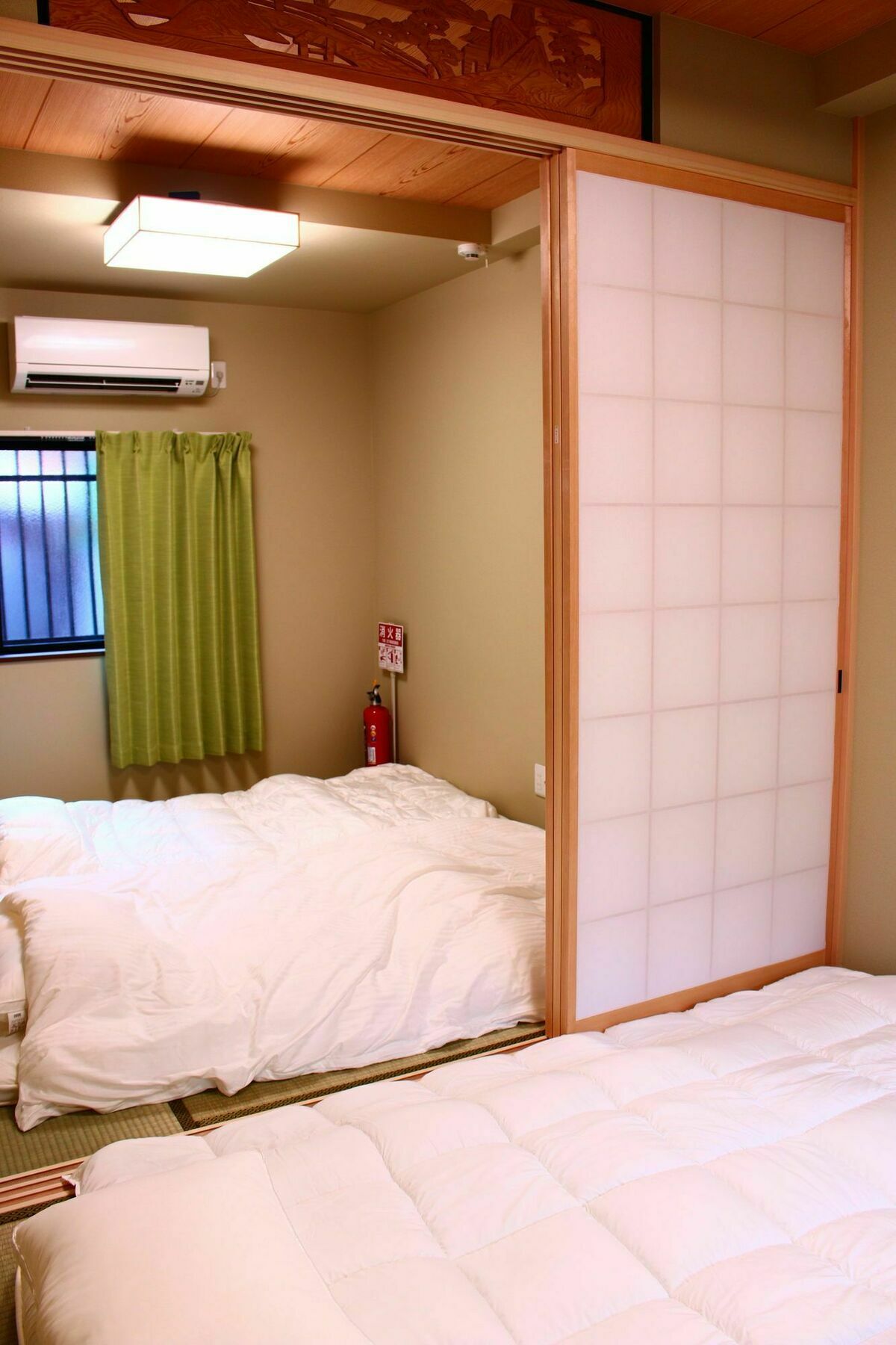 Shirakabanoyado-keigetsu *