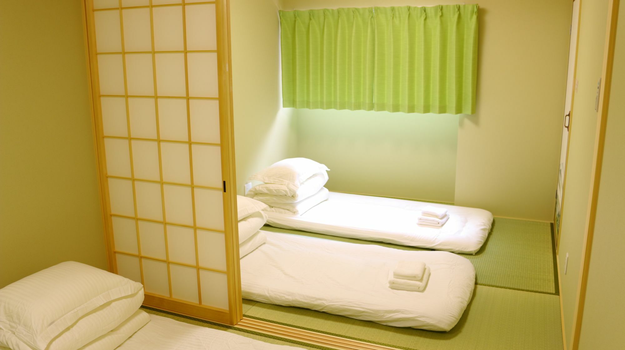 Shirakabanoyado-keigetsu *