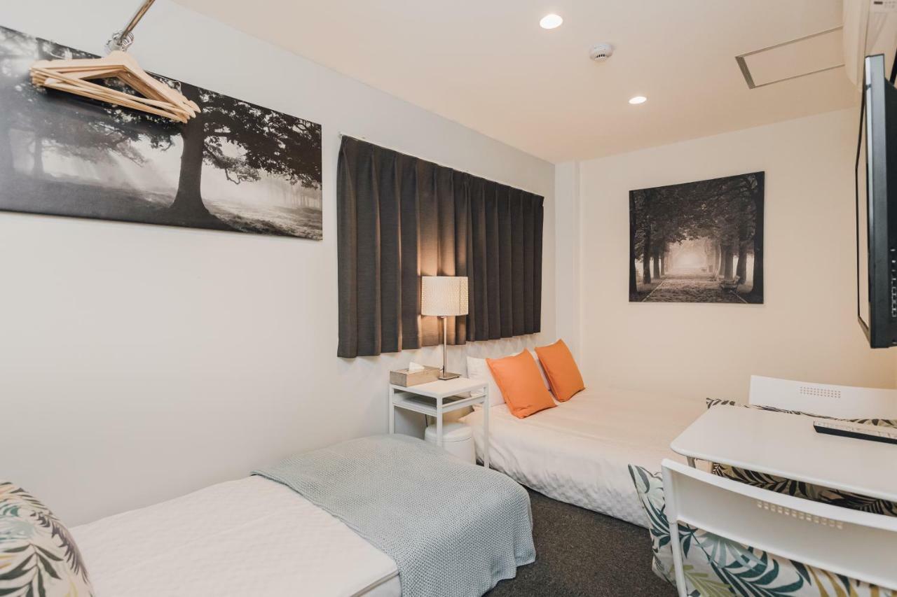 Apartment Namba Garden Square *