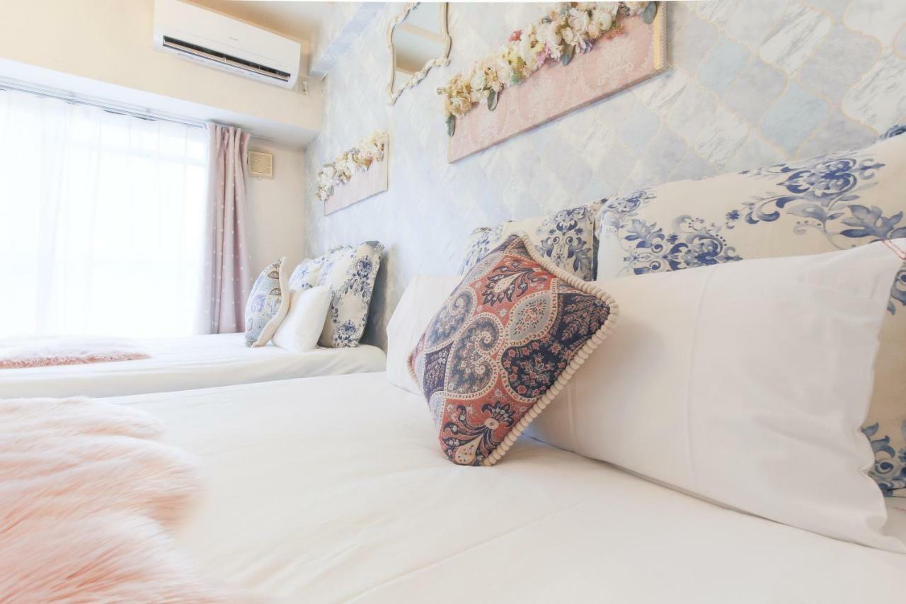 Grand Court Namba 601 Apartment
