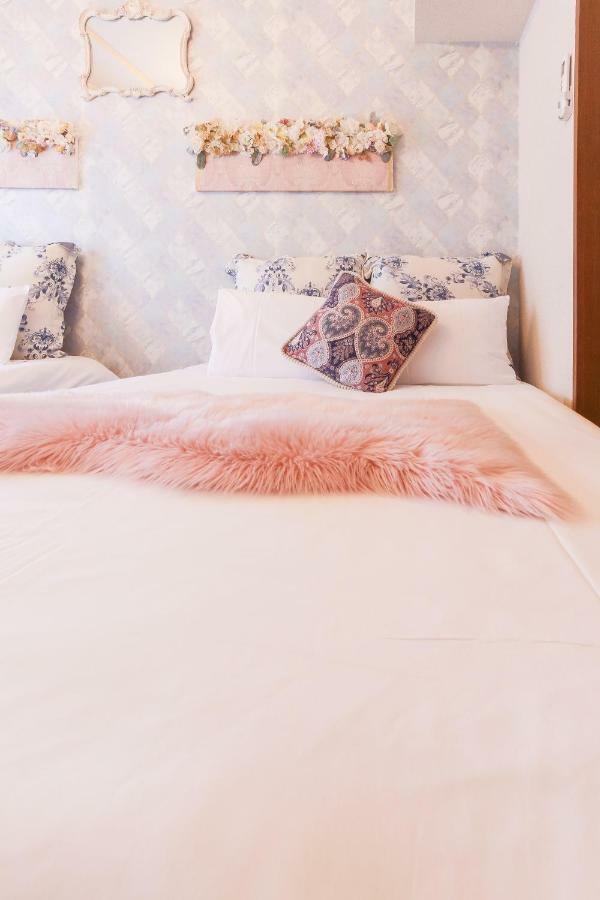 Apartment Grand Court Namba 601 *