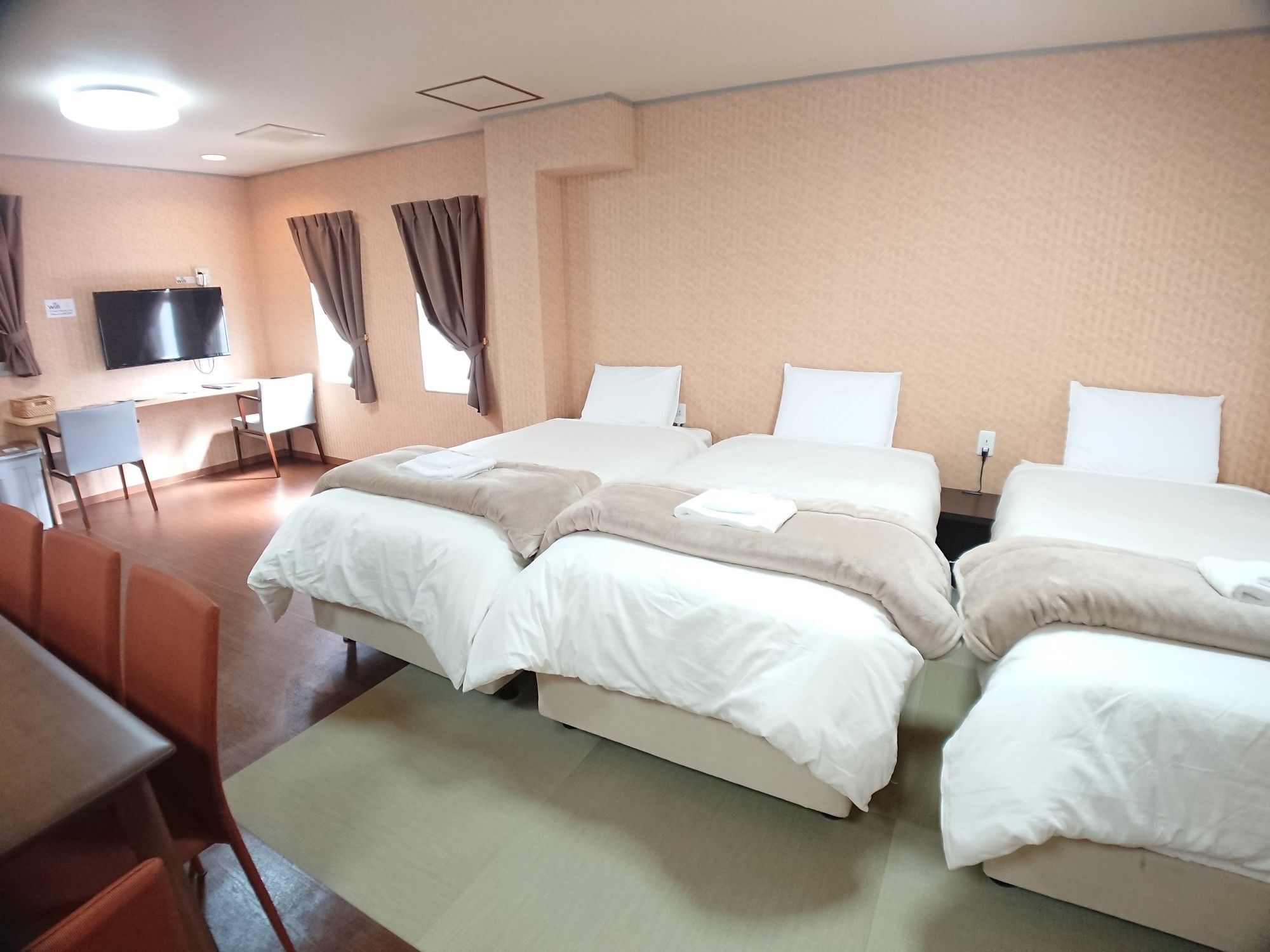 Port House Apartment *