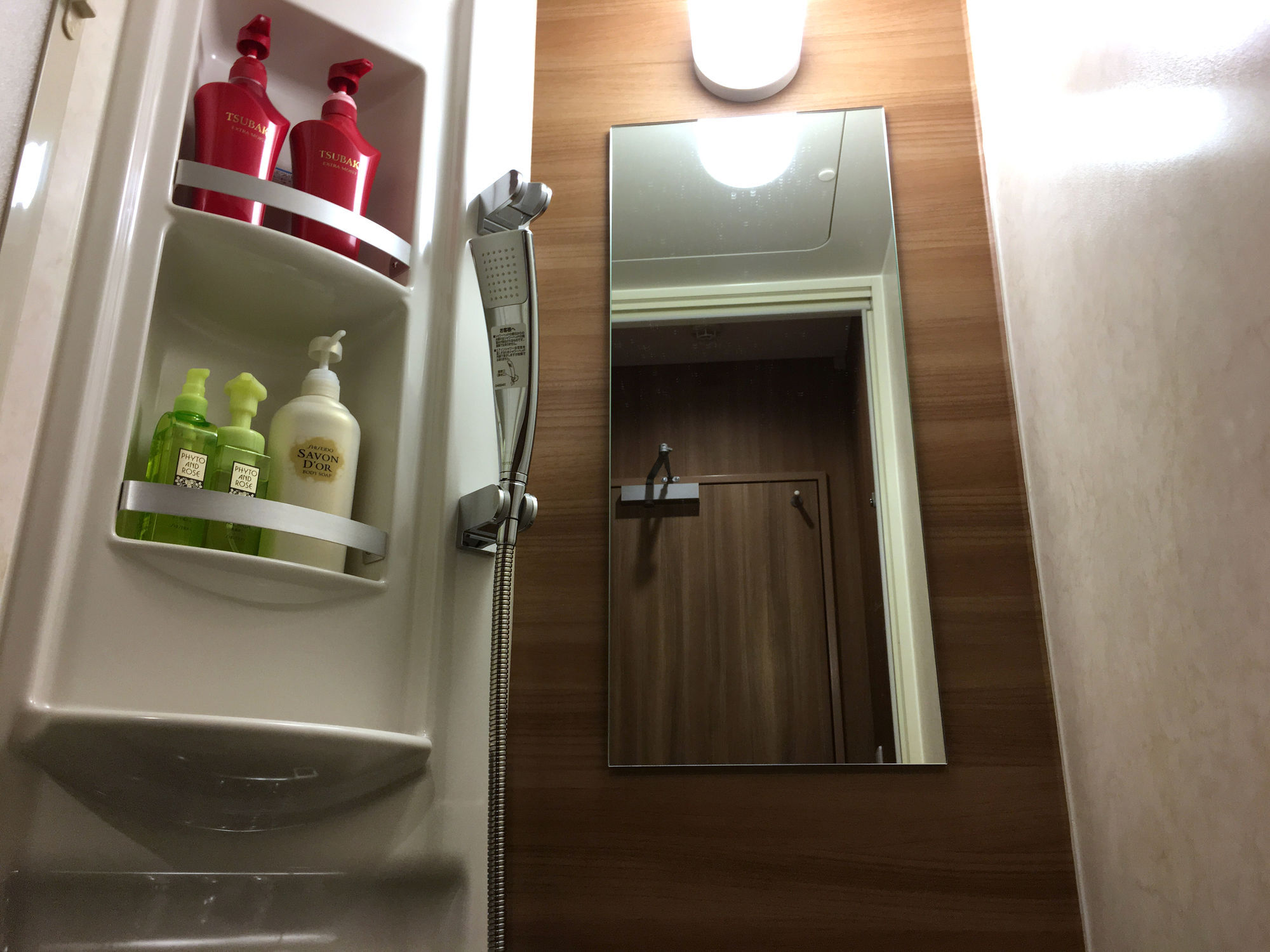 A-style Shinsaibashi Caters To Women Hotel 2*