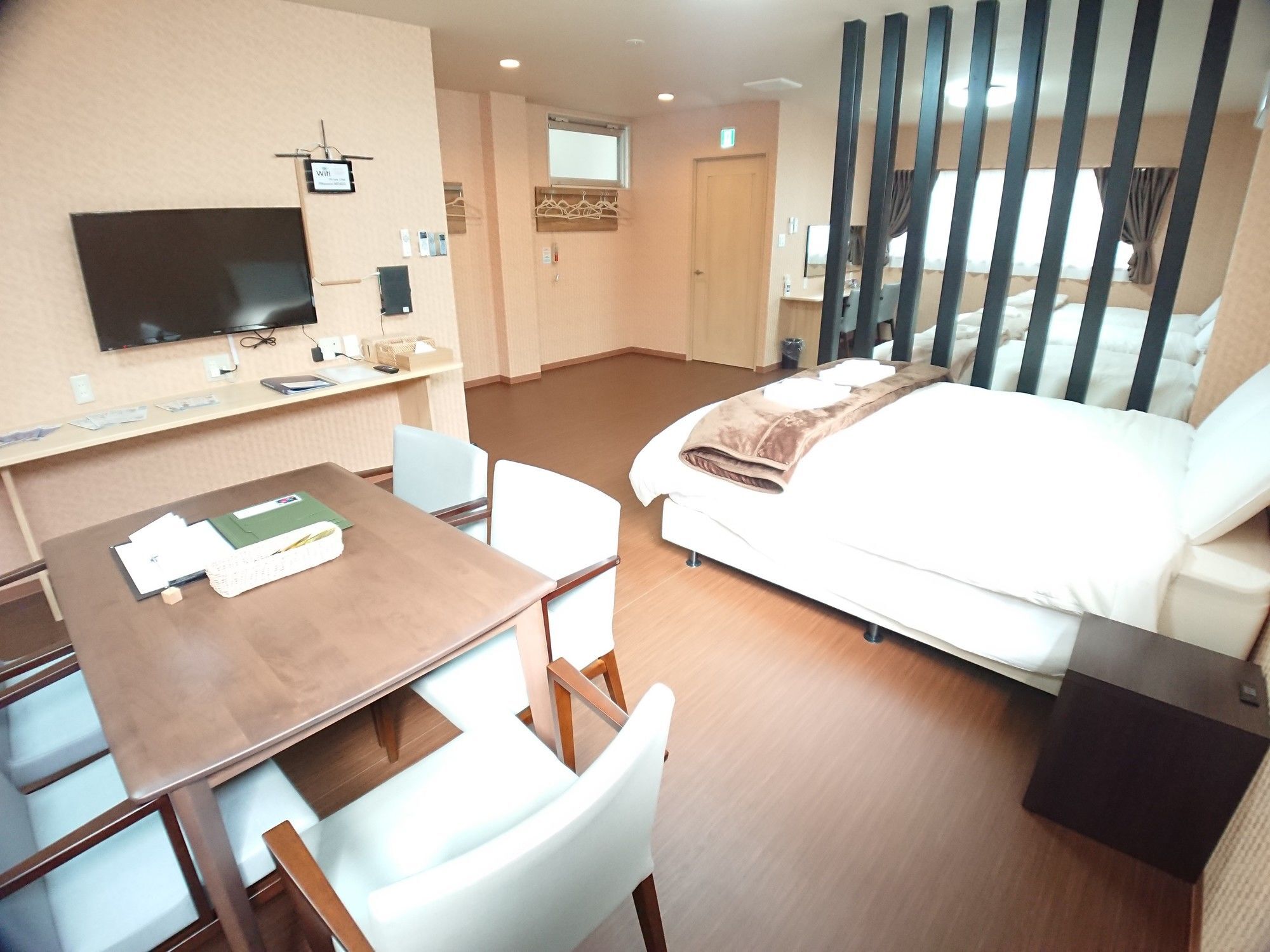 Port House * Osaka