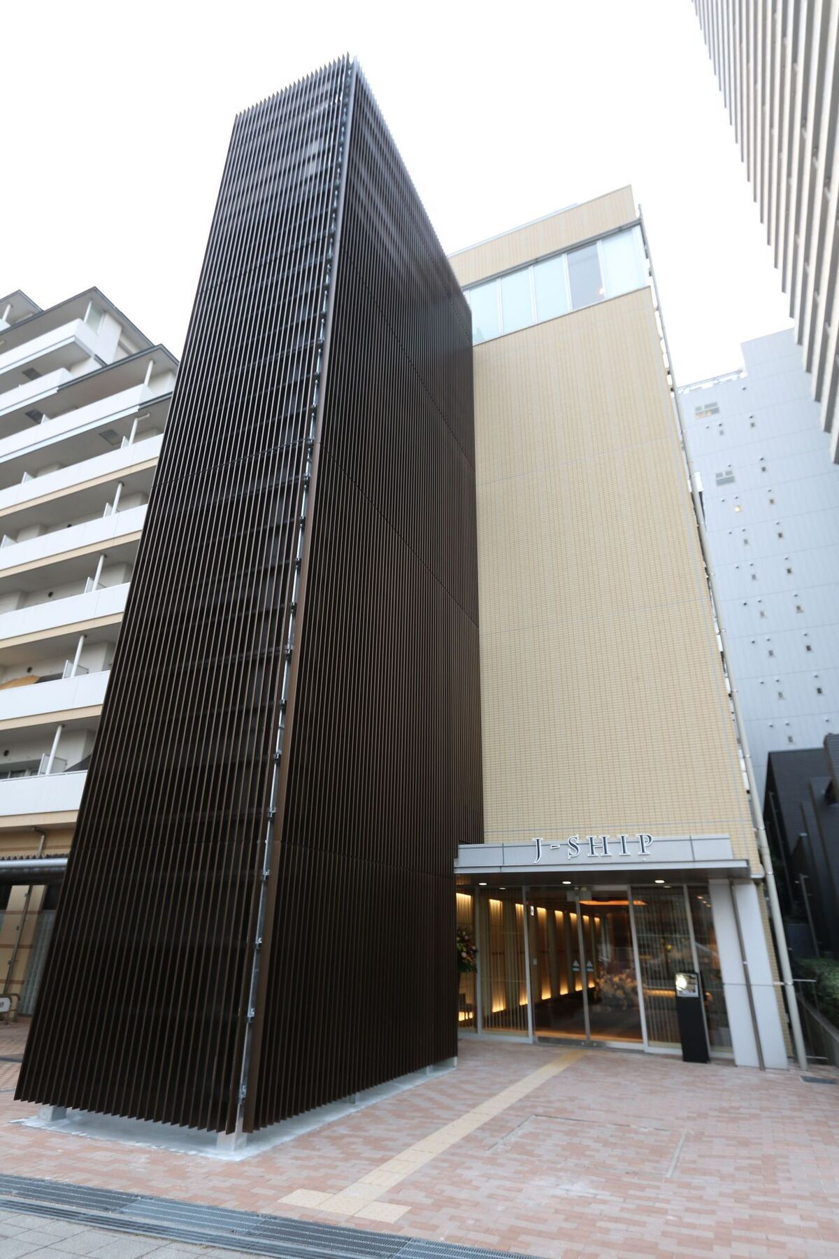 & Capsule J-ship Namba Hotel cápsula 3*
