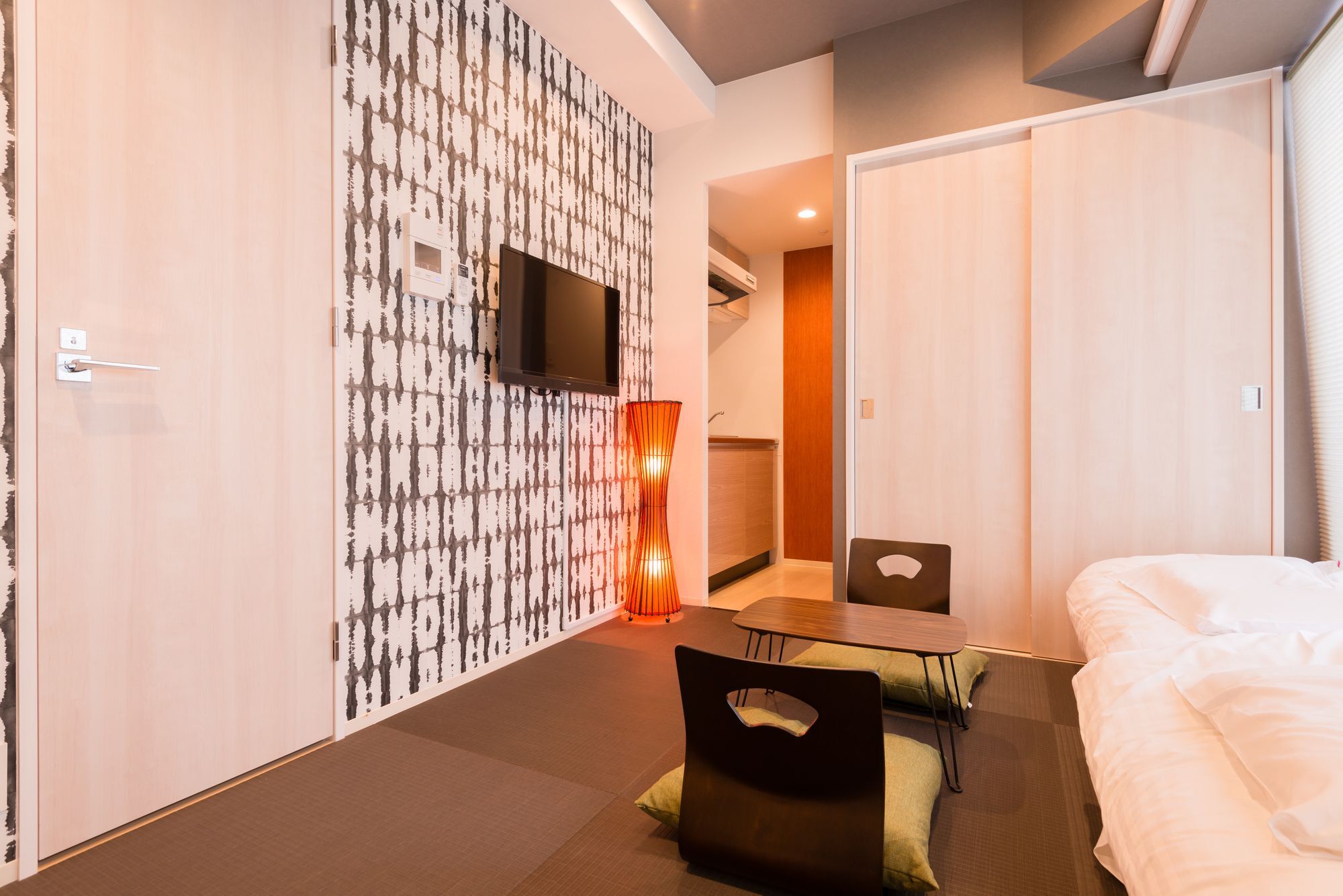 Grandi Nipponbashi Park Apartment *