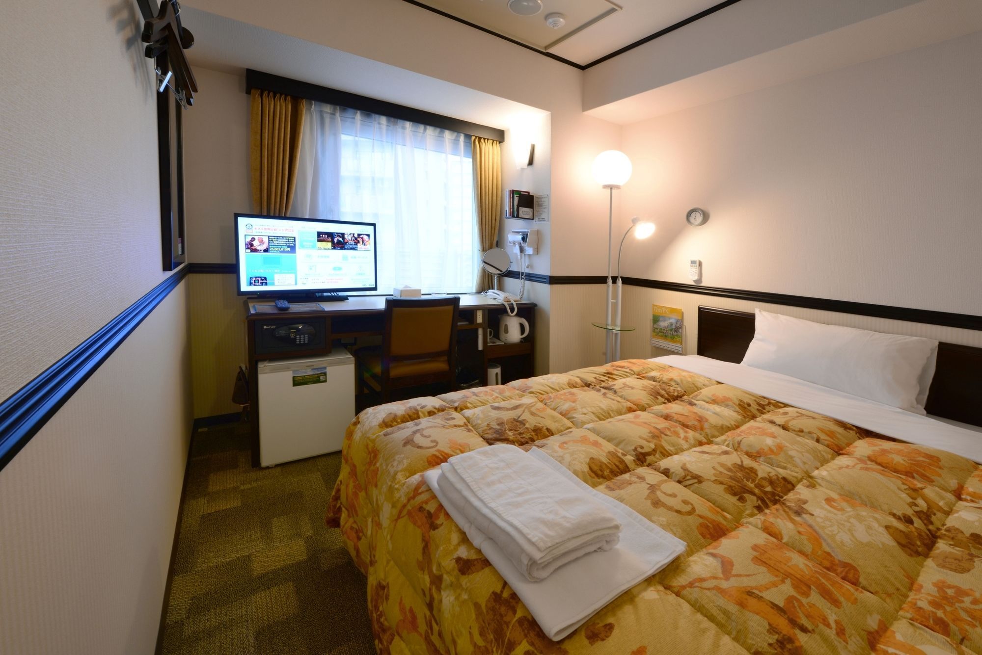 Toyoko Shin-osaka Chuo-guchi Honkan Hotel 3*