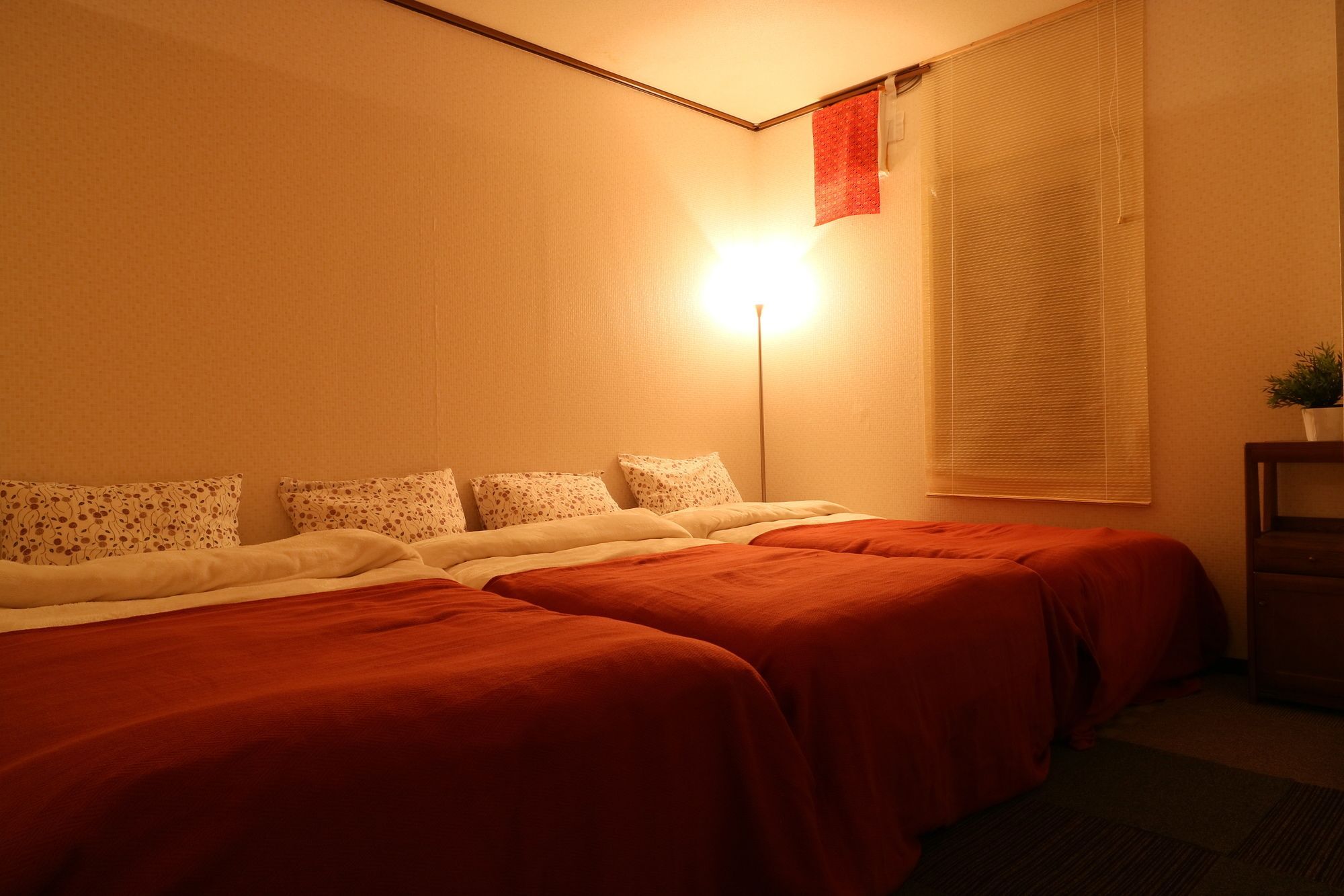 Hotel Sennichimae 2*