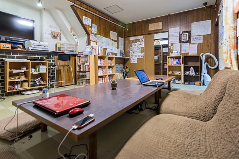 Hostel Peace House Showa *