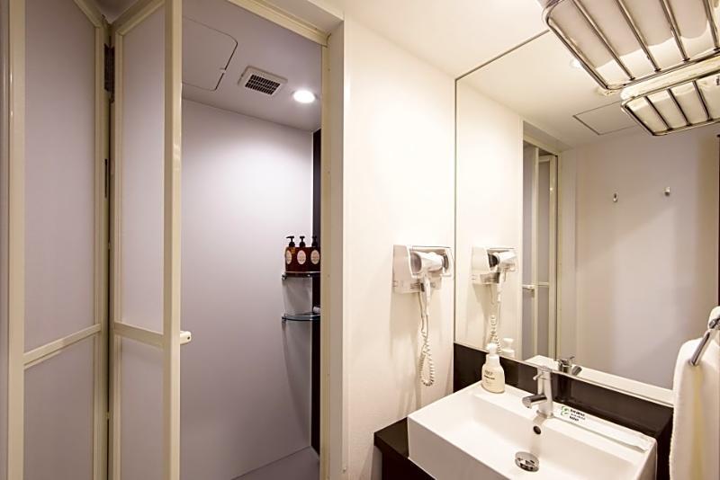 Economy hotel Karaksa Shinsaibashi I Osaka