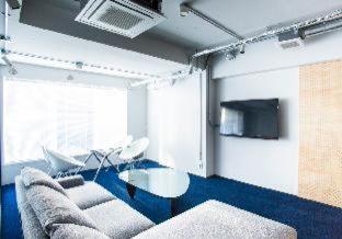 Hostel In The Amemura *