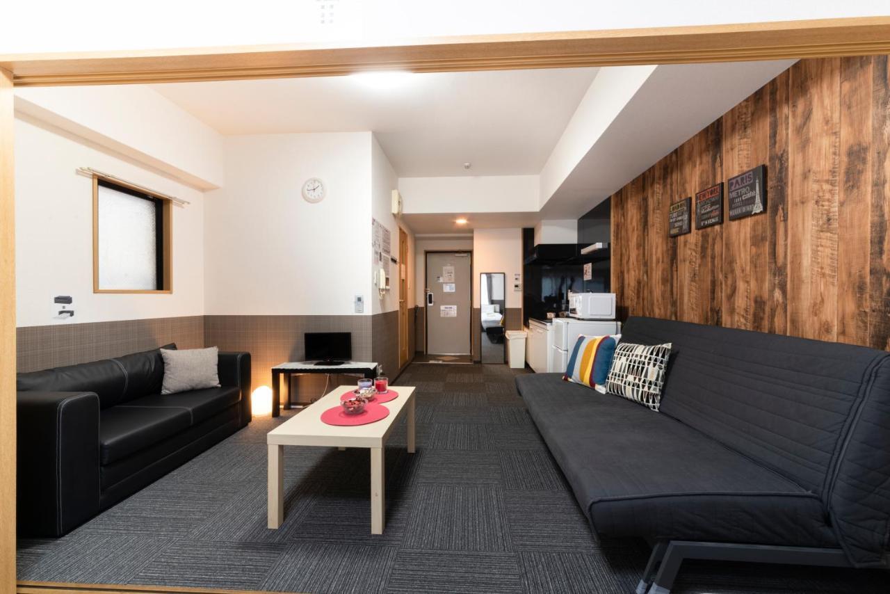 Grande Famille Shimanouchi Dotonbori Apartment