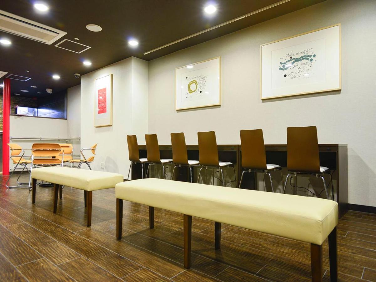 B&s Eco Cube Shinsaibashi Osaka