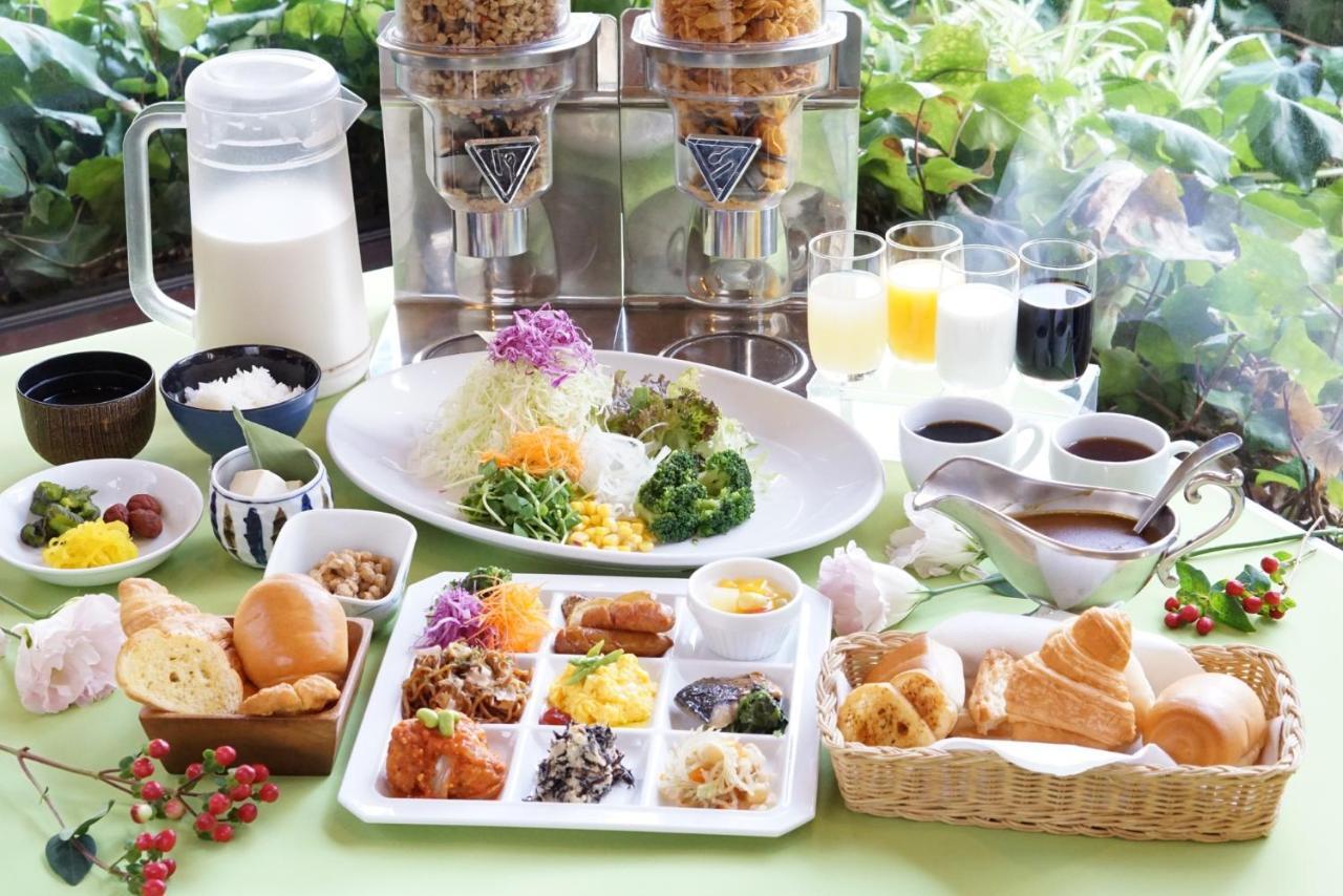 Awina 4* Osaka