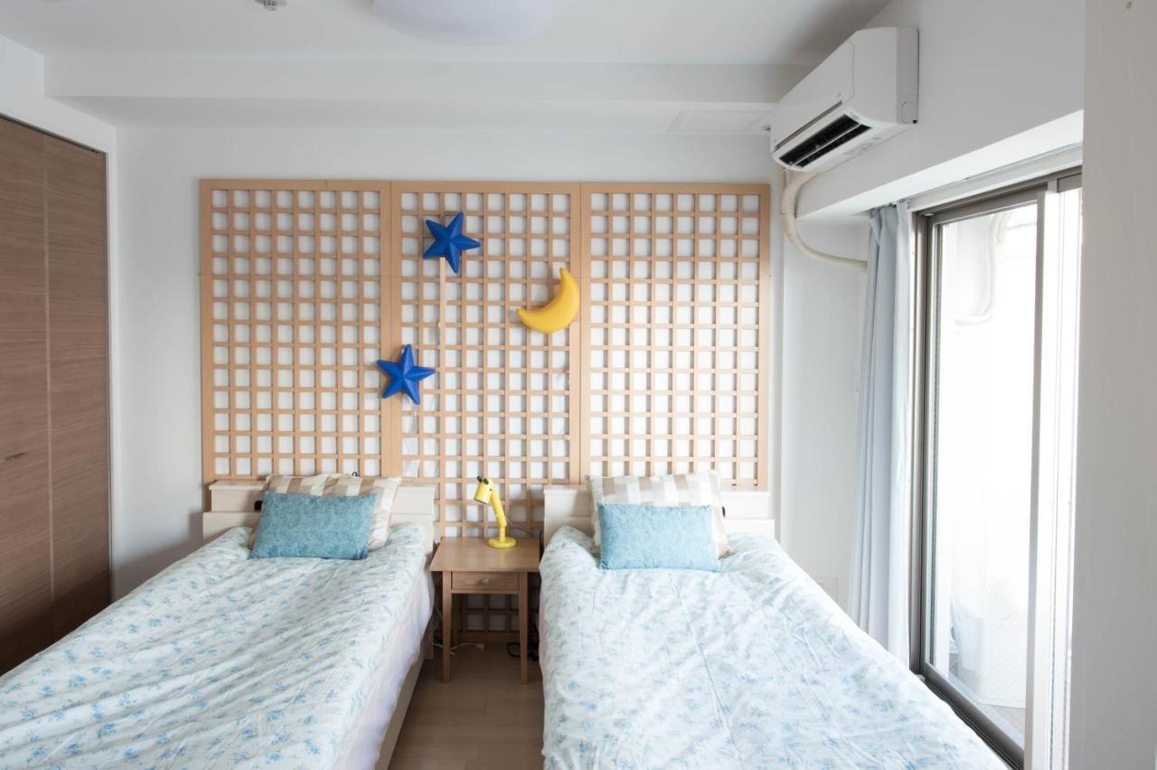 クリスタルエグゼ 日本橋 Apartment *