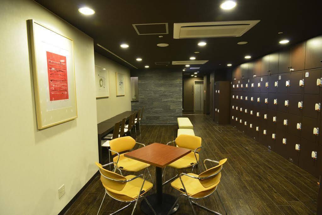 Hotel cápsula B&s Eco Cube Shinsaibashi *