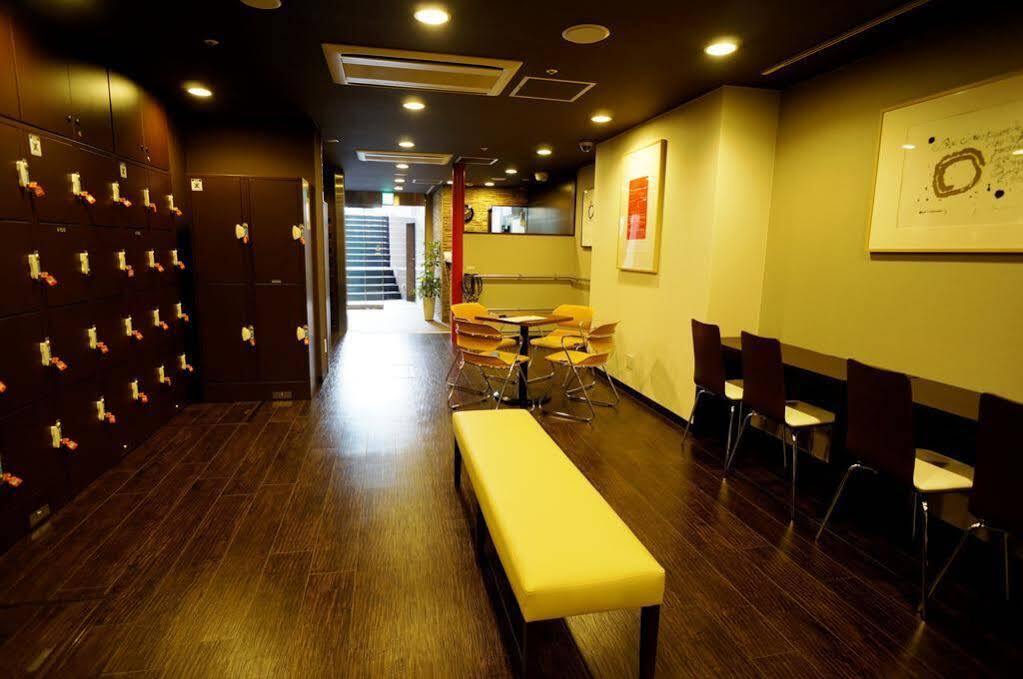 B&s Eco Cube Shinsaibashi *