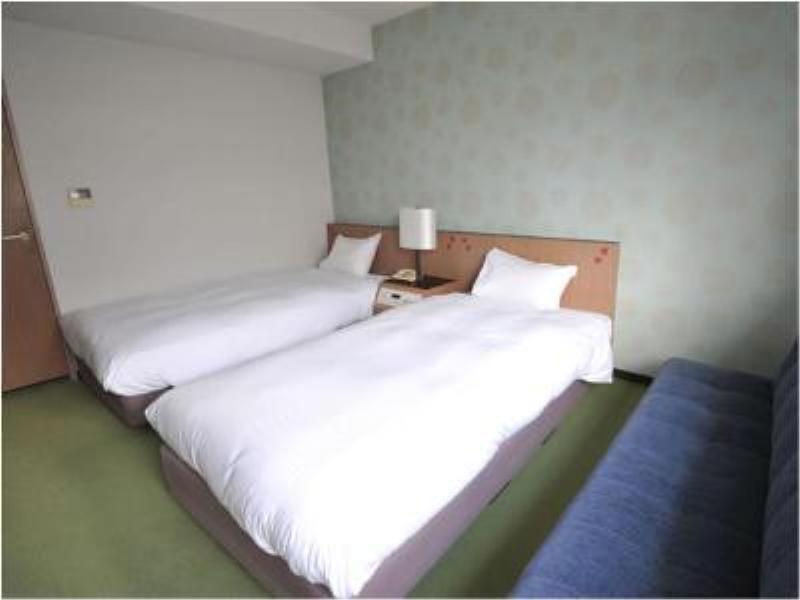 Wing International Shin-osaka Hotel 3*