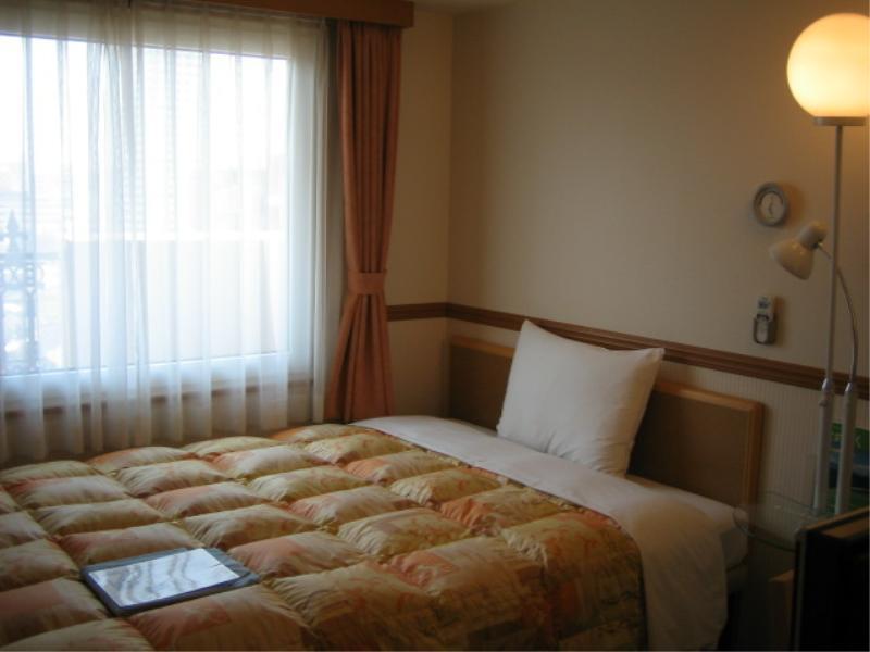 Toyoko Jr Noda Ekimae 3* Osaka