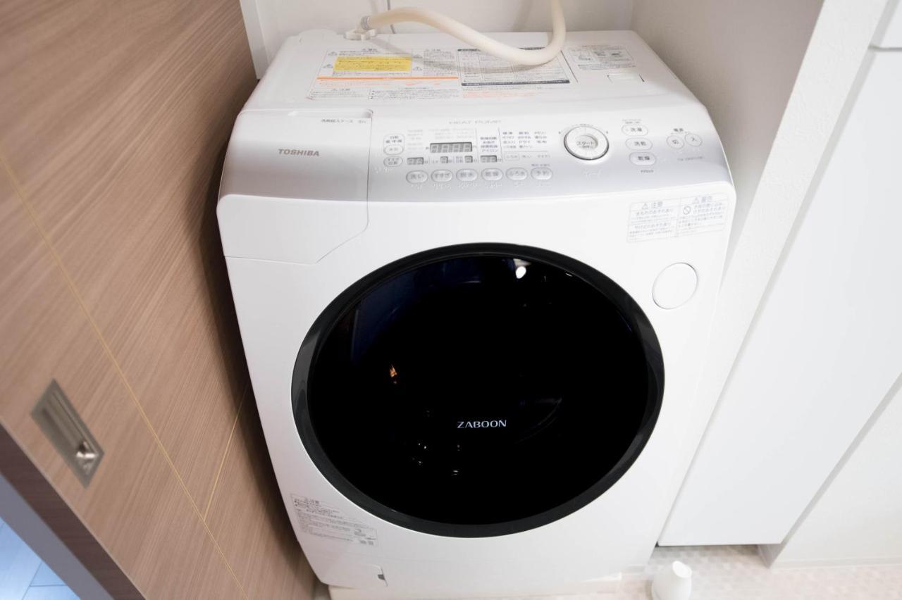 Apartment クリスタルエグゼ 日本橋 Osaka
