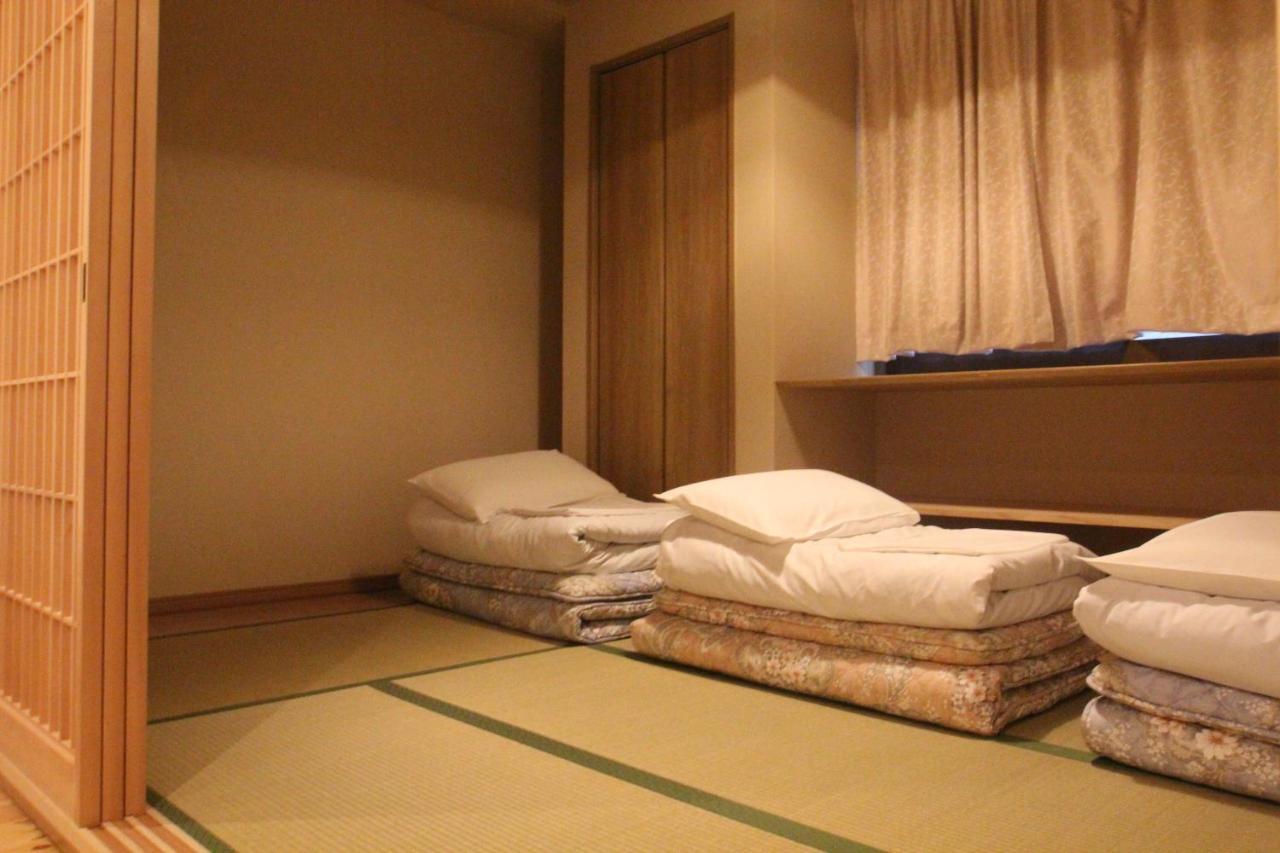 Shimanouchi Luxury Apartment *