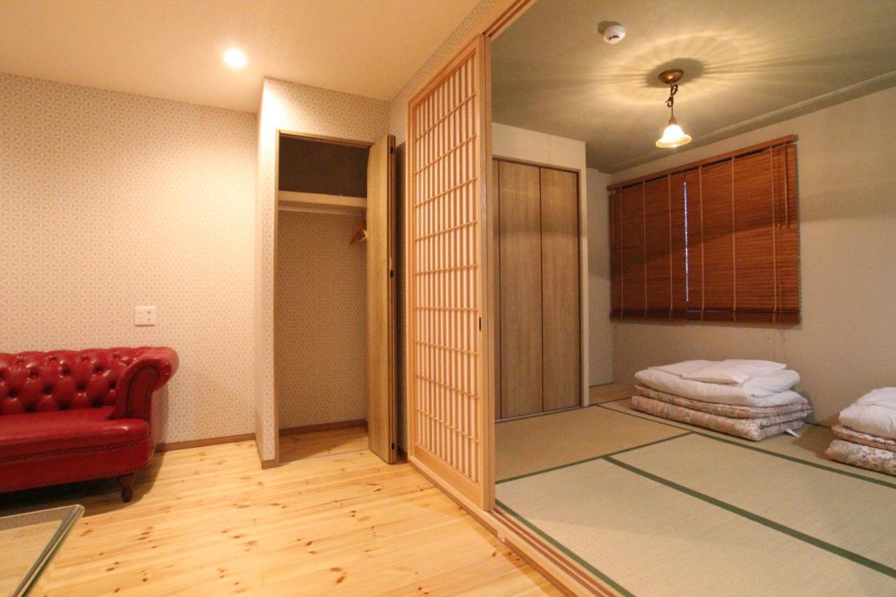 Shimanouchi Luxury Apartment