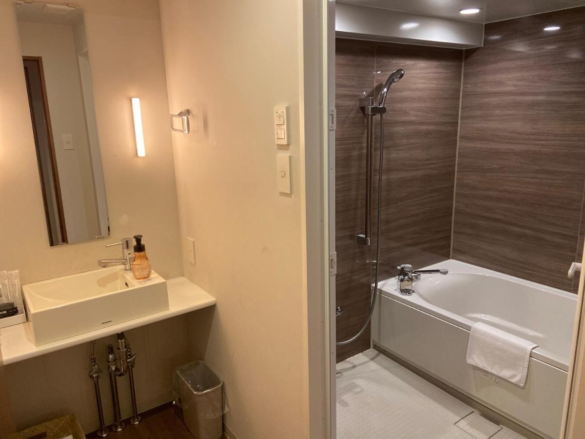 The Hotel 4*
