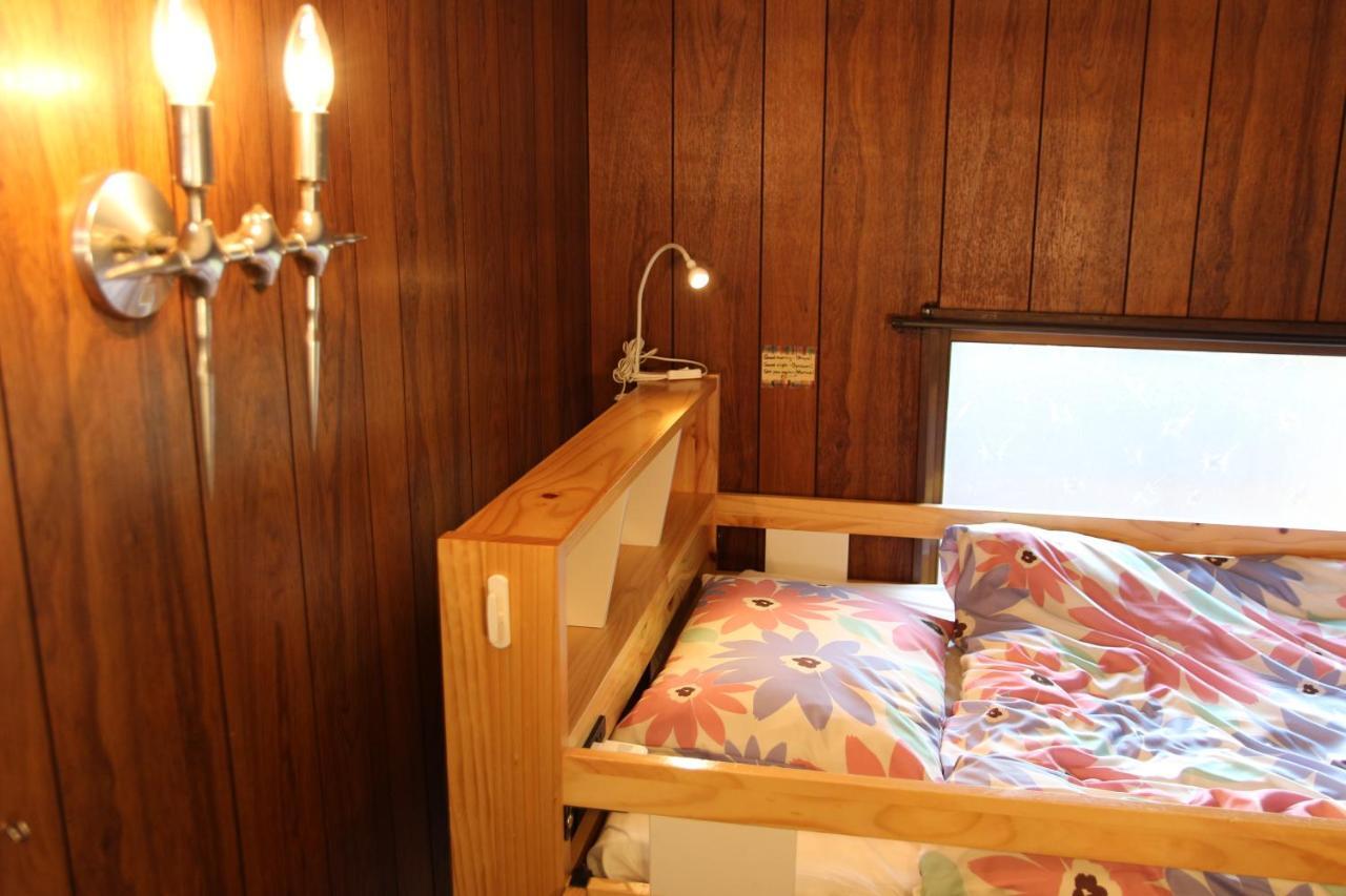 Guest house 女性専用ゲストハウス 花柄ホリデー 森ノ宮