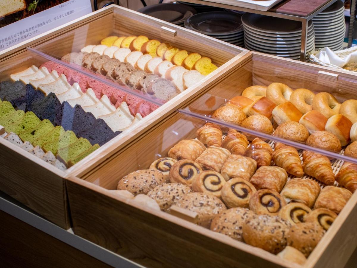 Apa & Midosuji Hommachi Eki Tower Hotel 3*