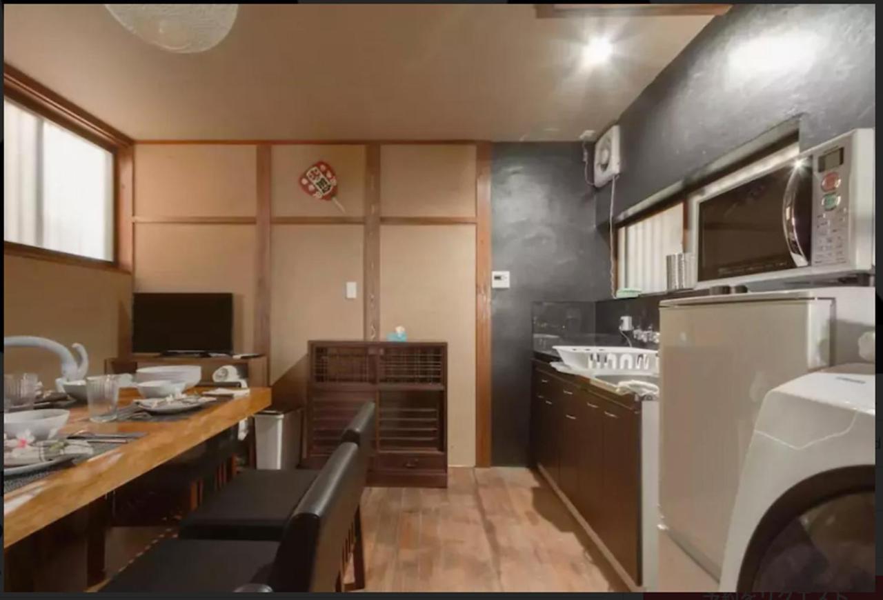 Holiday home 大正サムライハウス一戸建 Samurai House Wifi無料 Taisho 最大9名 Osaka