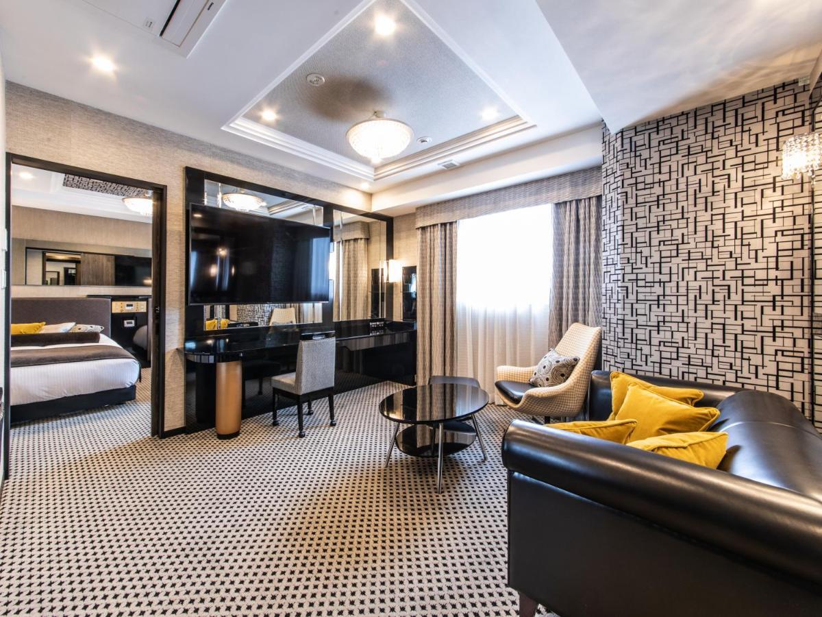 Hotel Apa & Midosuji Hommachi Eki Tower Osaka