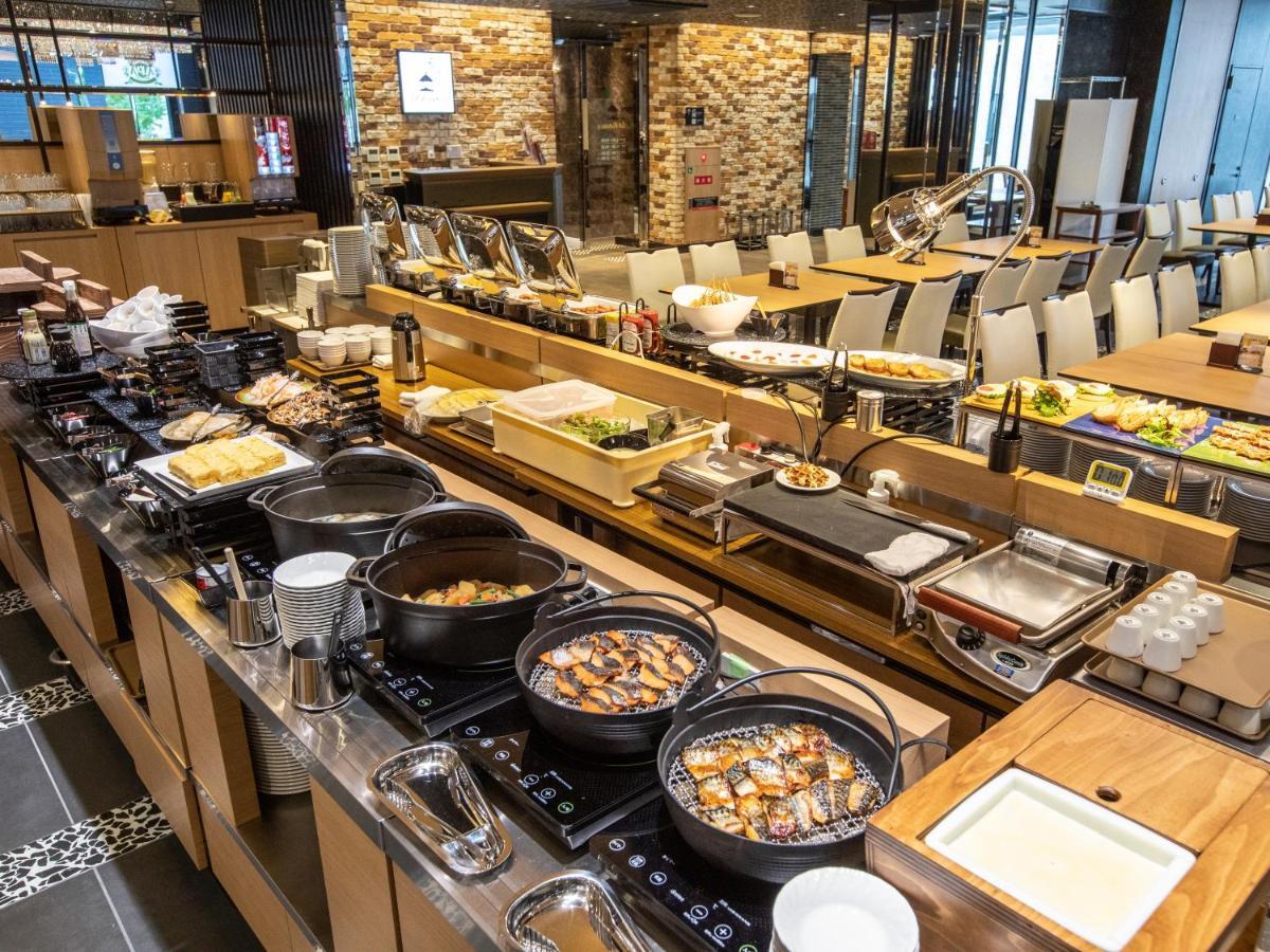 Apa & Midosuji Hommachi Eki Tower 3* Osaka