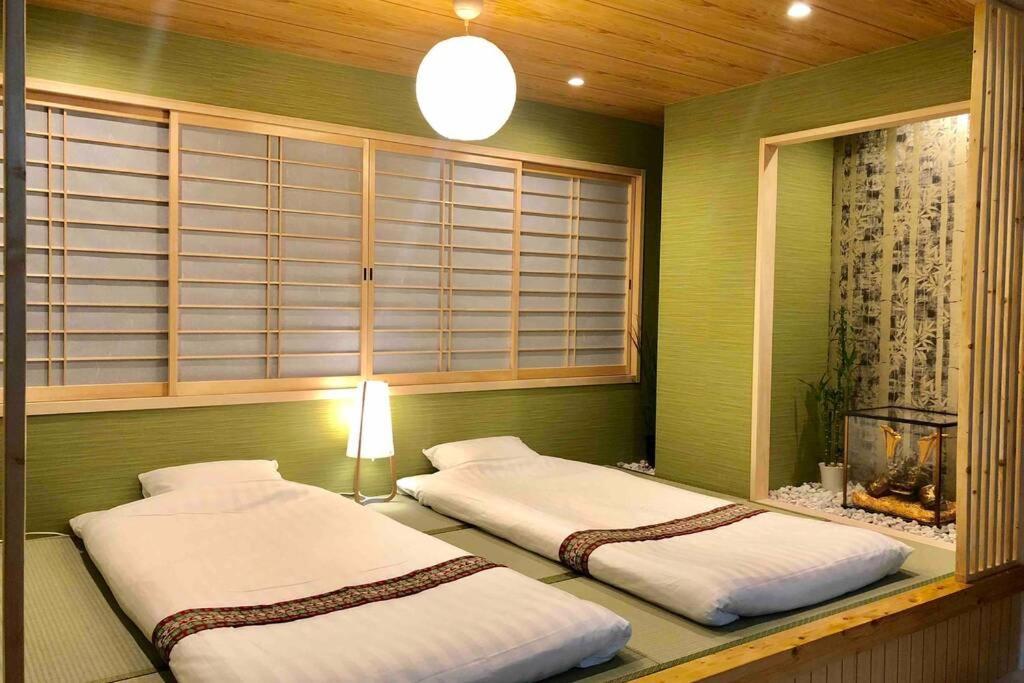 Everyday House 2f 難波南海電車步行2分鐘、榻榻米与洋室的两房一厅 Apartment Osaka